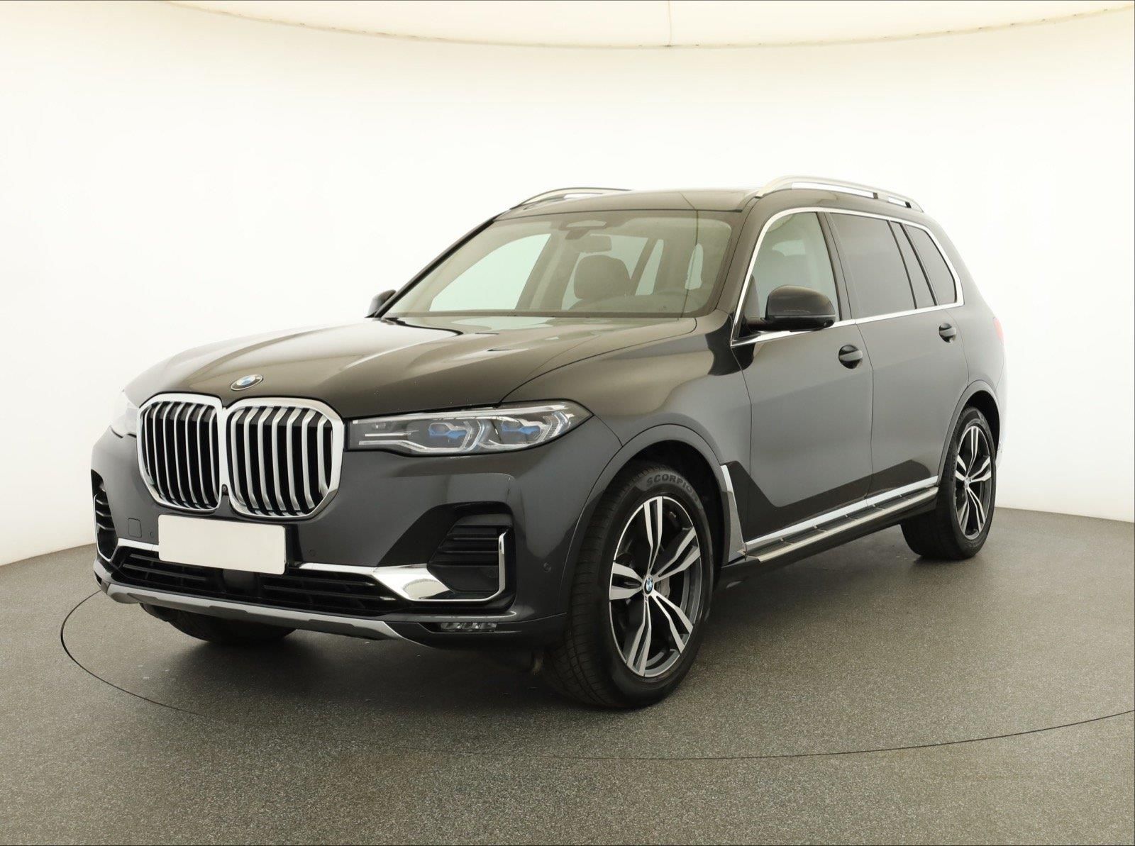 BMW X7, xDrive40i - fotka 2