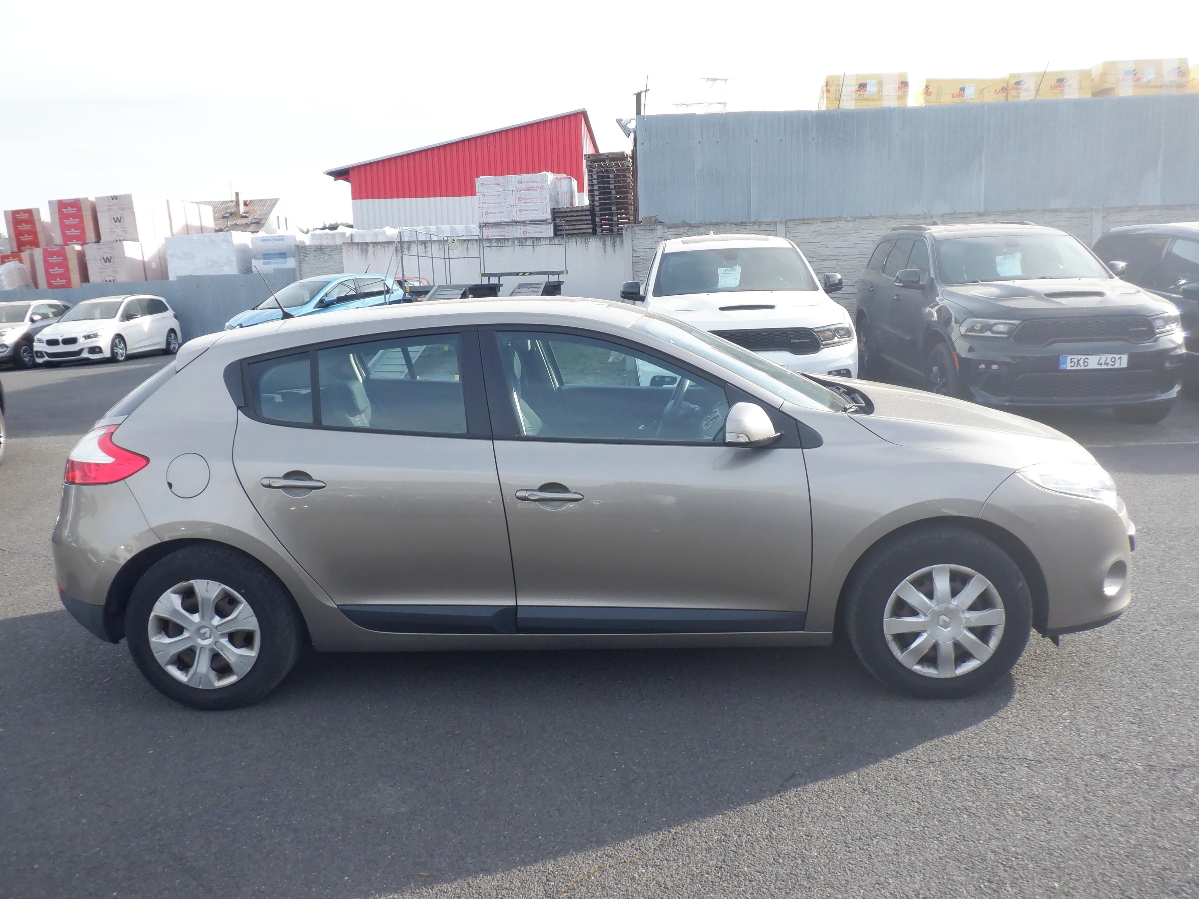 Renault Mégane, 1.6 16V Expression,ČR - fotka 4