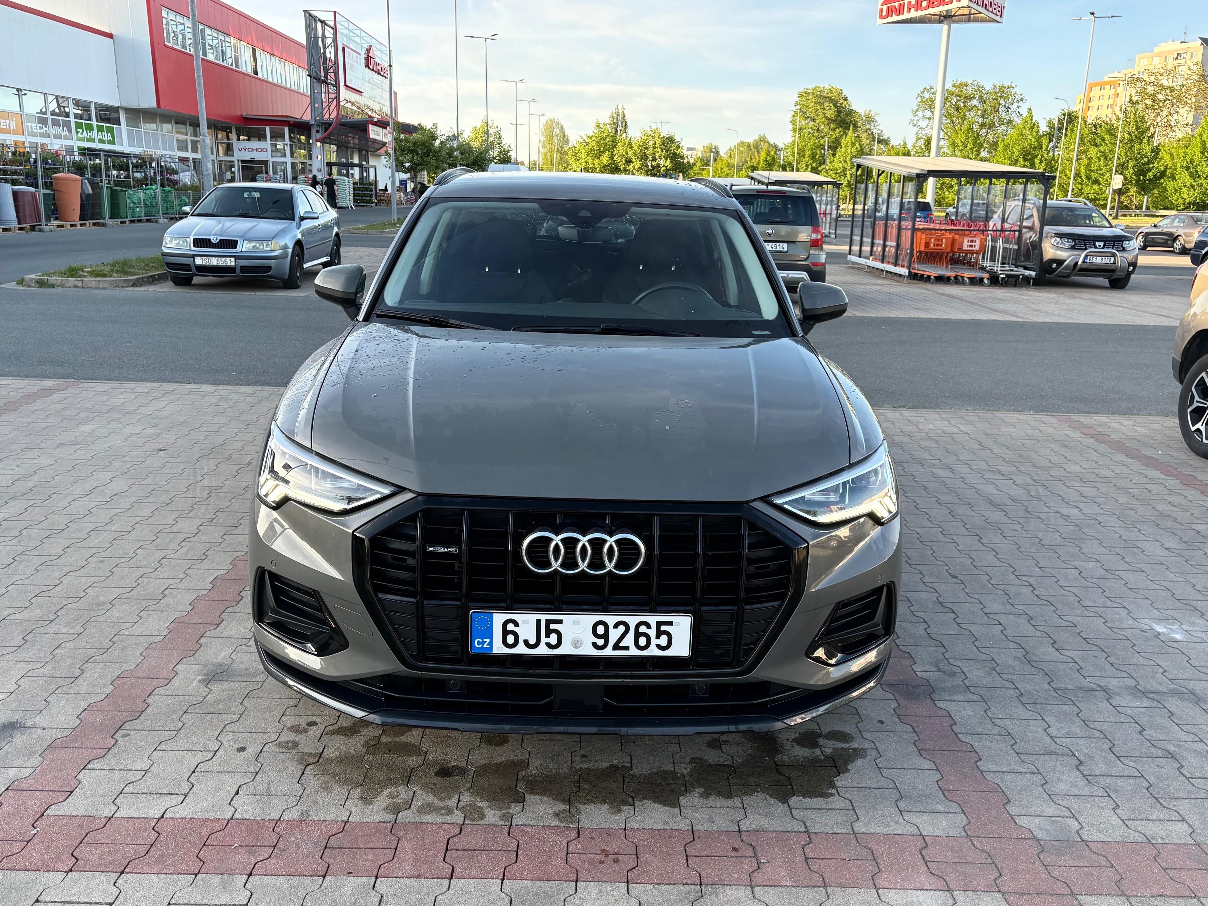 Audi Q3 - fotka 2