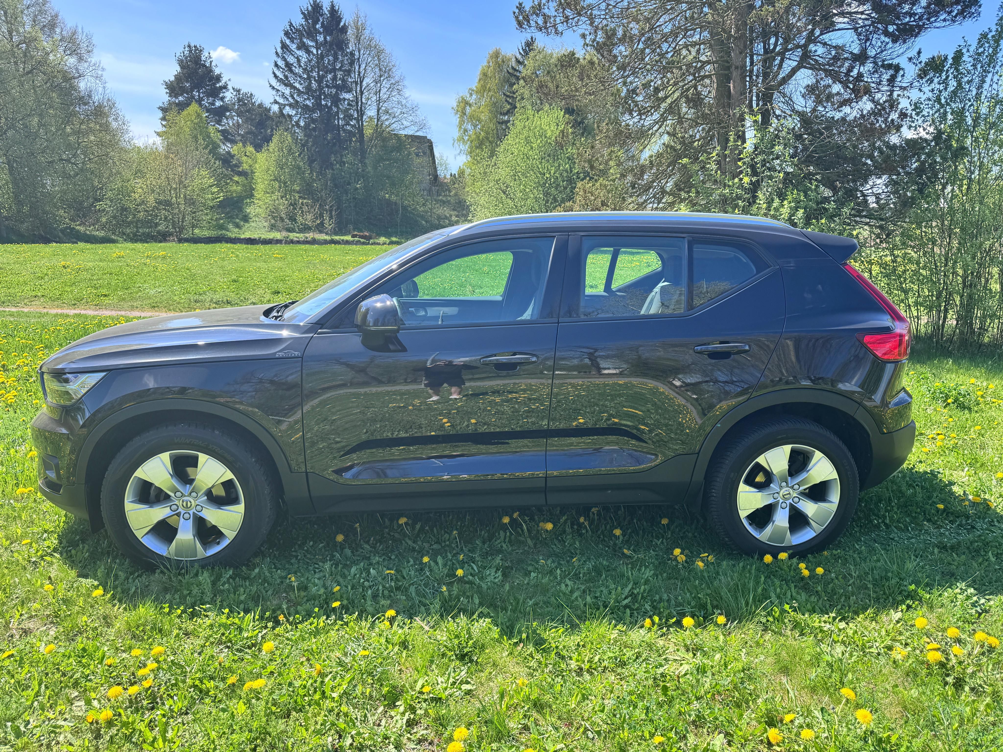 Volvo XC40, 1.5 benzin, 95 kw, 3/2021 - fotka 3
