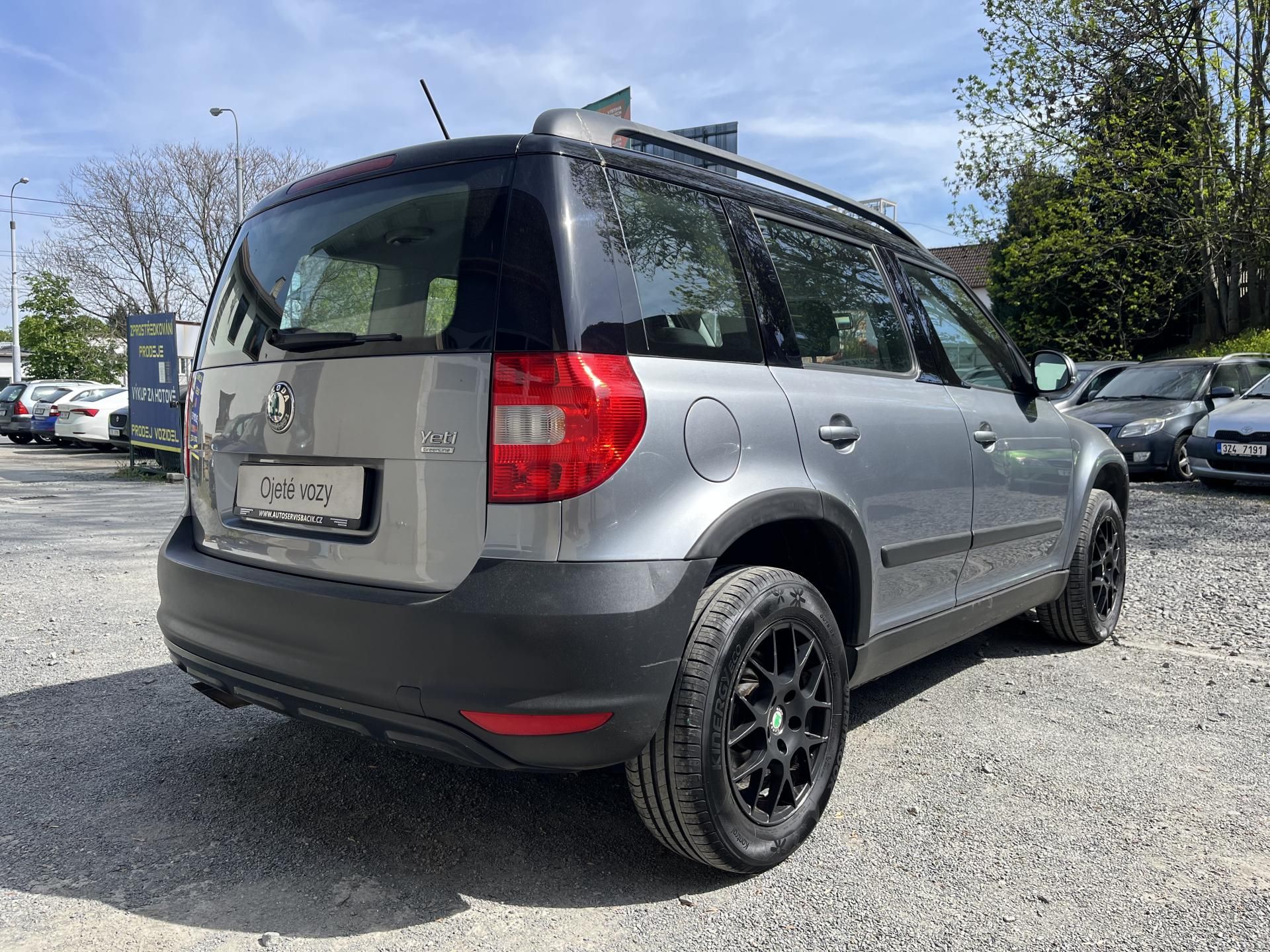 Škoda Yeti, 1,6 TDi 77 Kw BLACK EDITION - fotka 5
