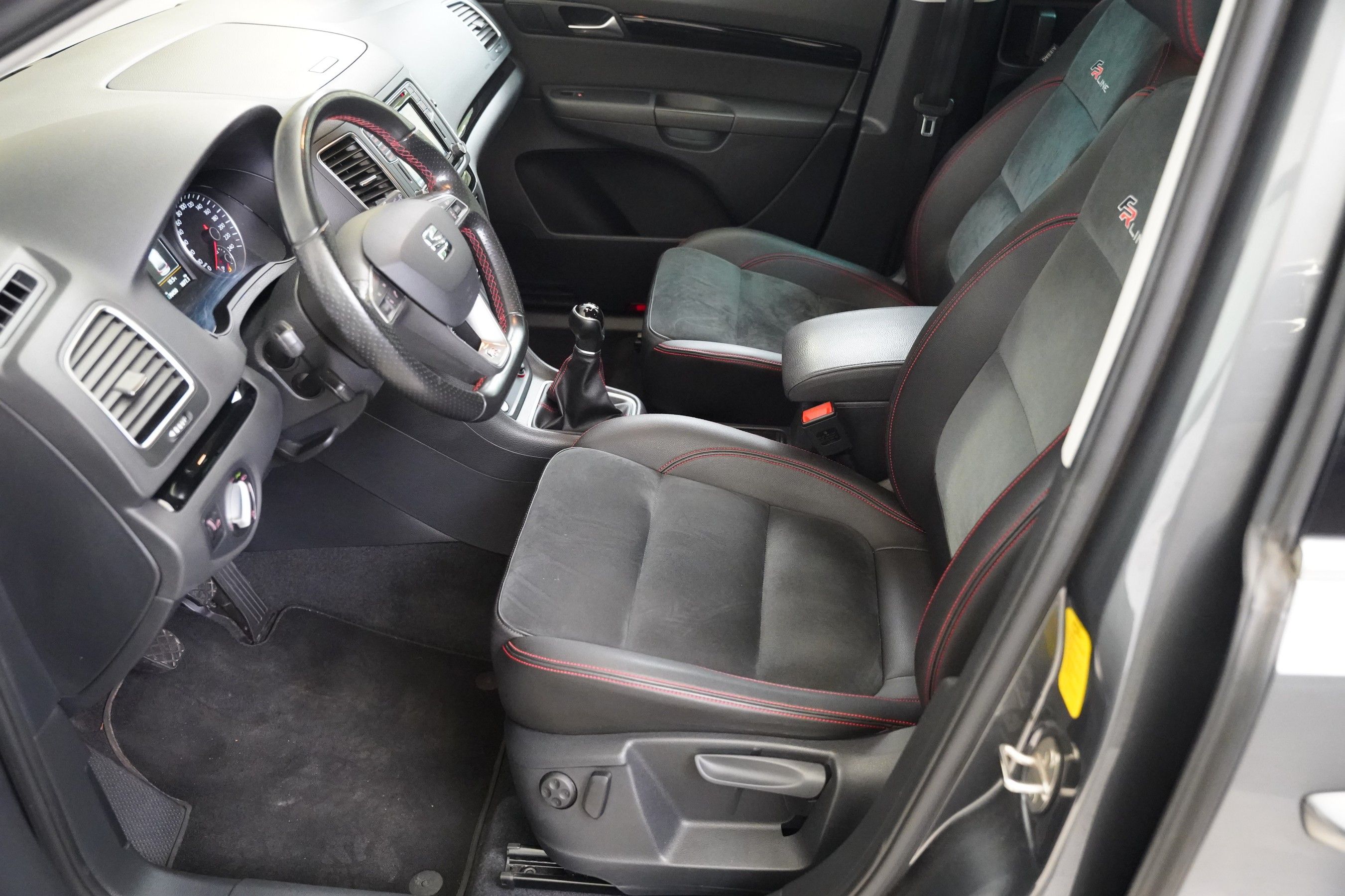 Seat Alhambra, 2.0 TDI 135 kW FR - fotka 5