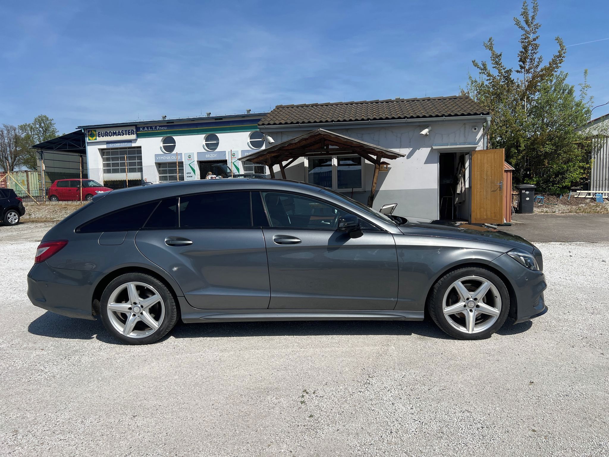 Mercedes-Benz CLS, GLS 250 D - fotka 2