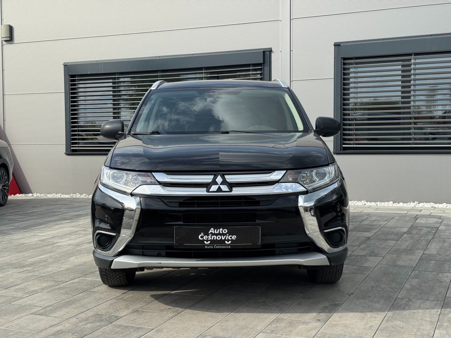 Mitsubishi Outlander, Invite 2.0i MIVEC - fotka 2