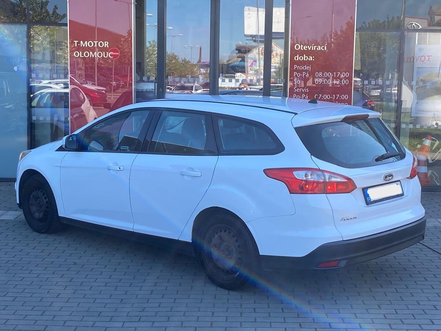 Ford Focus, 1.6 FF Ambiente - fotka 2