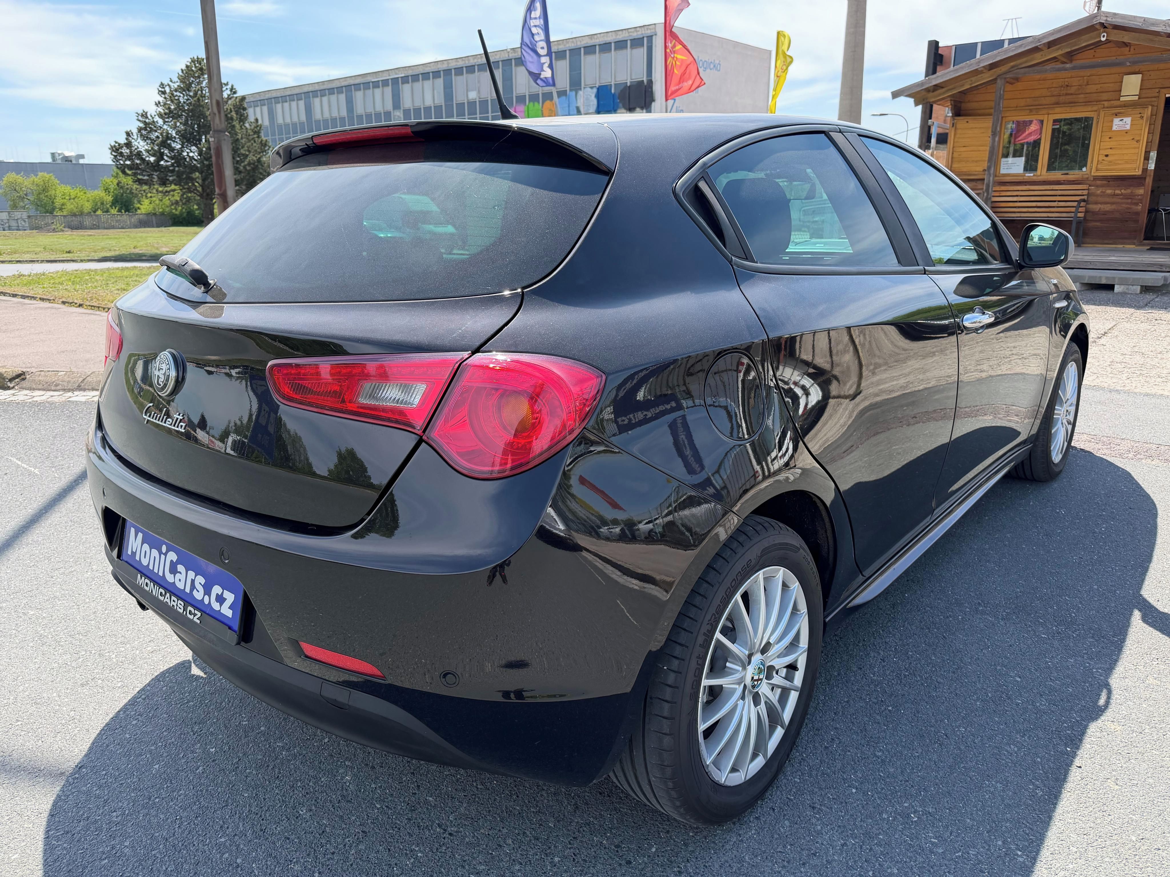 Alfa Romeo Giulietta, 1.4 T 88kW Veloce LPG - fotka 5