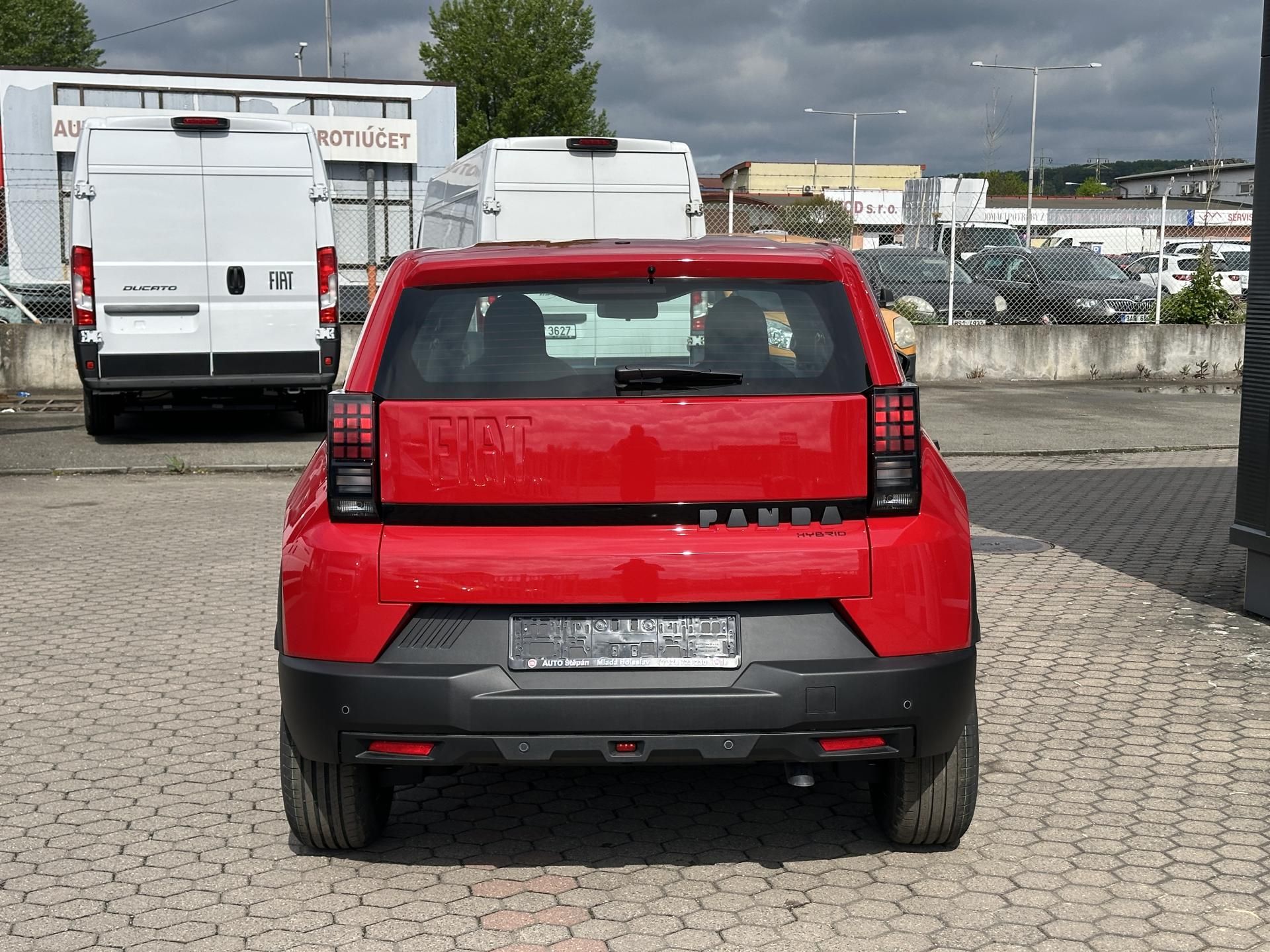 Fiat Grande Panda, Pop 1,2T Hybrid 110k Automat - fotka 6