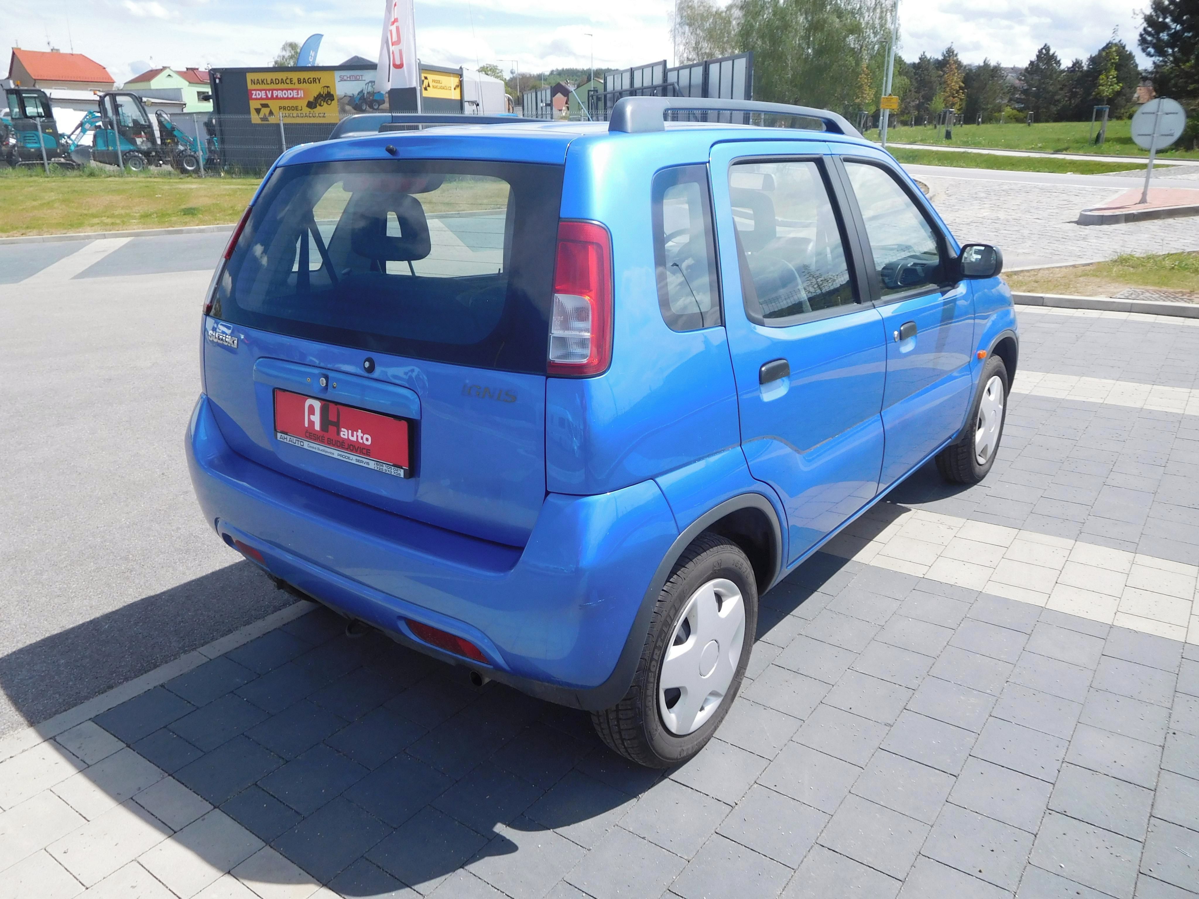 Suzuki Ignis, 1.3i 16V 4WD, 61 kW, 4X4 - fotka 4
