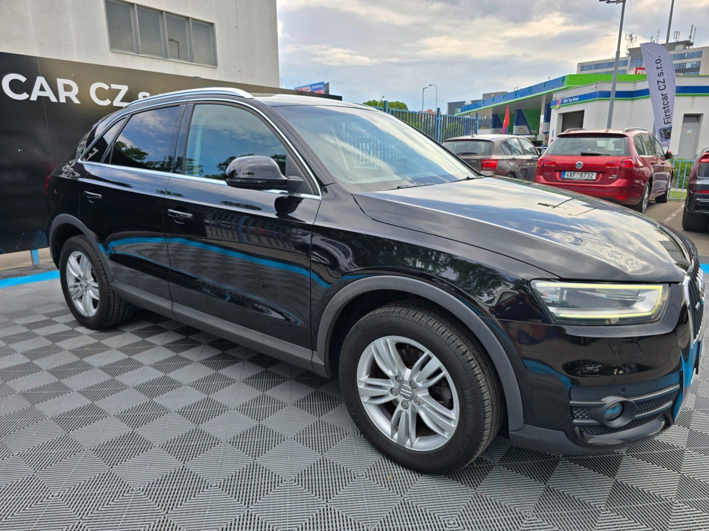Audi Q3, 2.0TFSI/4X4/ČR/2MAJ/2012 - fotka 4