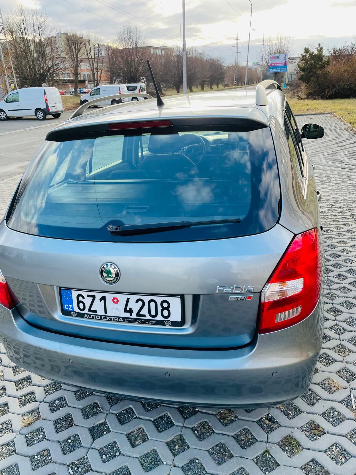 Škoda Fabia, Škoda Fabia 1.6 TDI, 66 kW - fotka 6