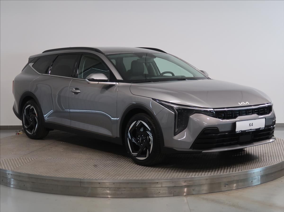 Kia K4, 1,6 T-GDi 7DCT SPTG  SW TOP - fotka 6