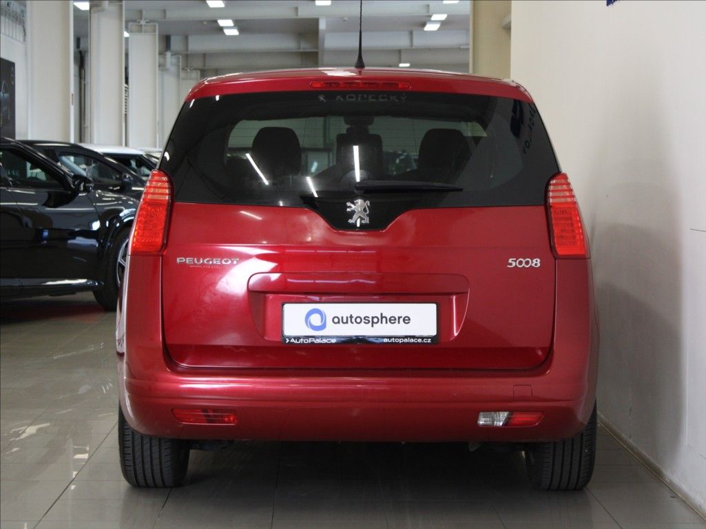 Peugeot 5008, 1,6 i 88kW ČR Nové STK - fotka 4