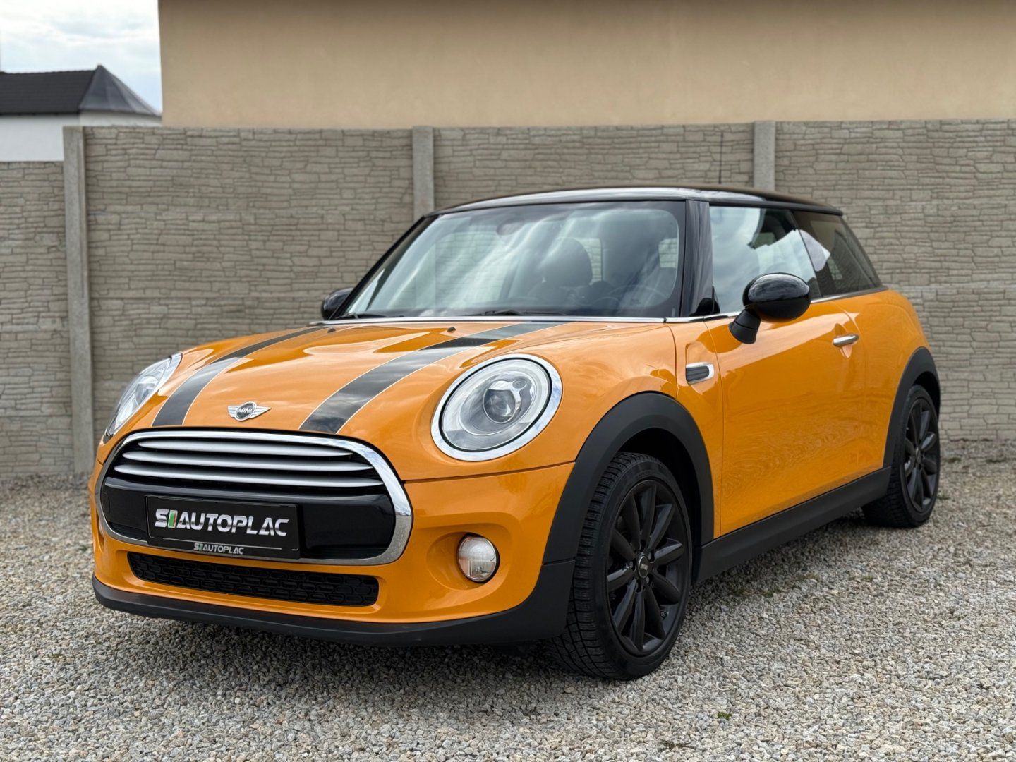 Mini Cooper, 1.5 i 100KW Edition - fotka 2