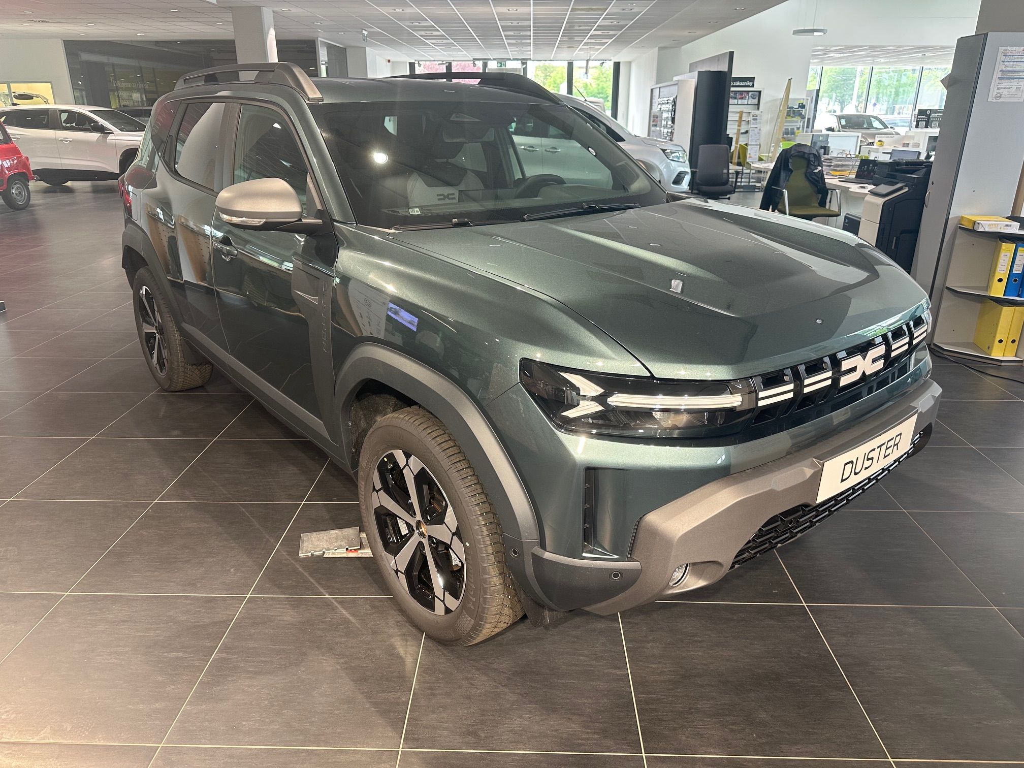 Dacia Duster, journey hybrid-G 150 4x4 - Ost - fotka 2