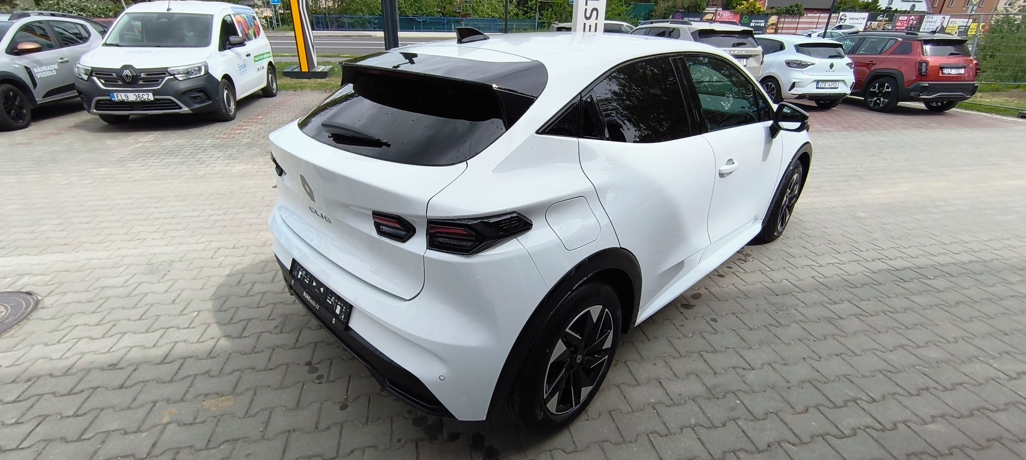 Renault Clio, Tce 115 - POBOČKA FRÝDEK-MÍSTE - fotka 4