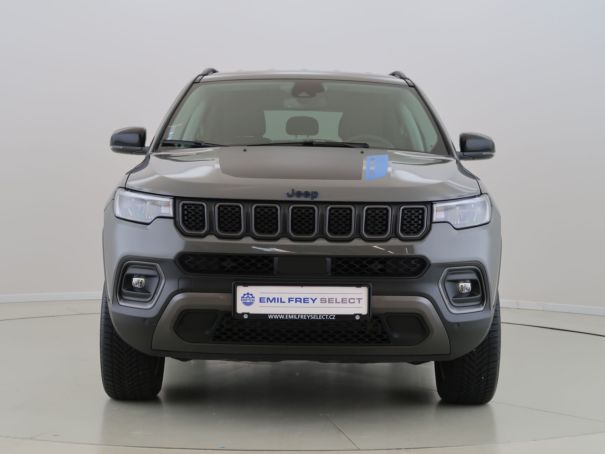 Jeep Compass, Plug-in,4x4,AT,132kW,TrailHawk - fotka 2