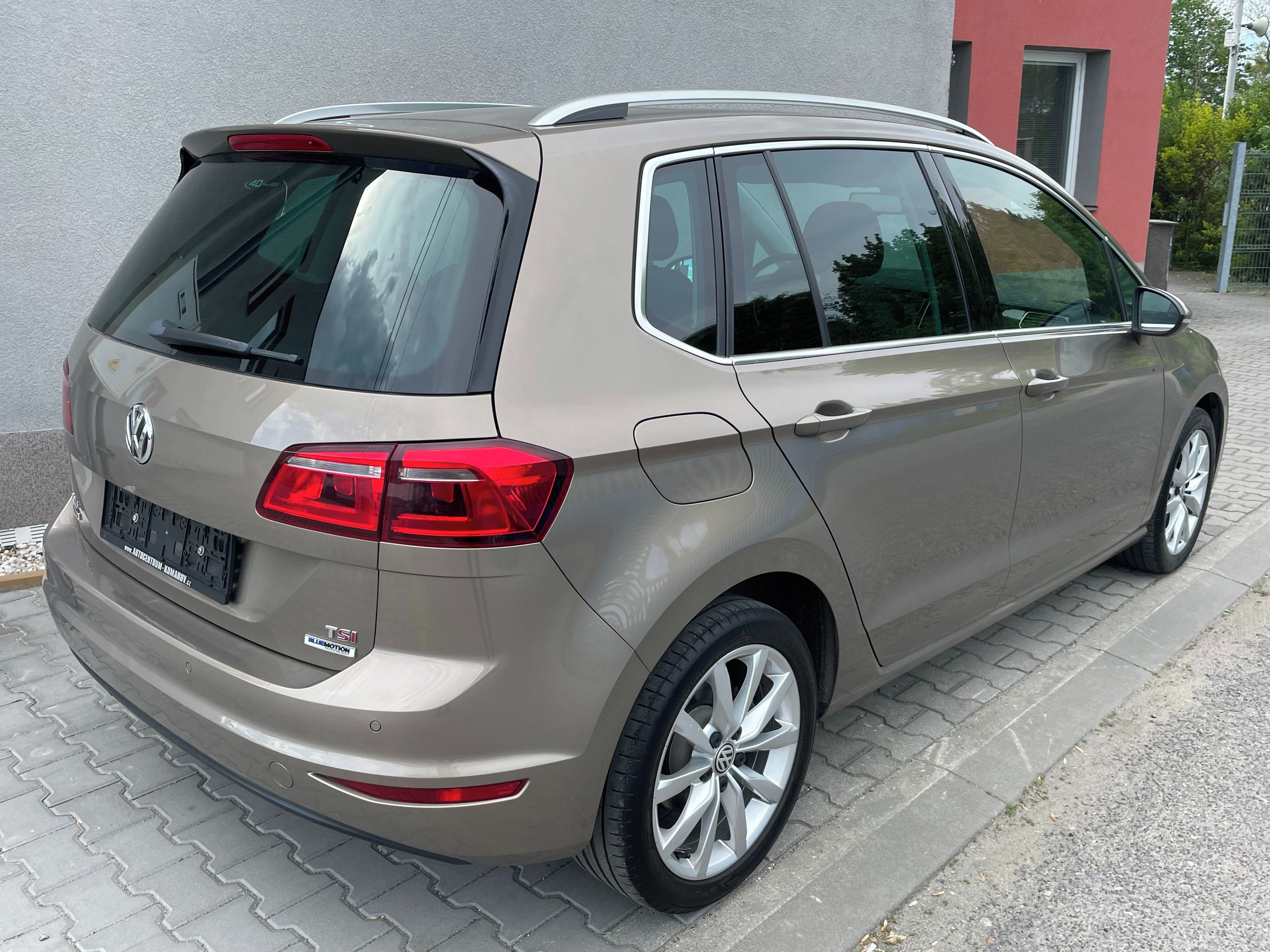 Volkswagen Golf Sportsvan, 1.4 TSI 110kW Highline - fotka 6