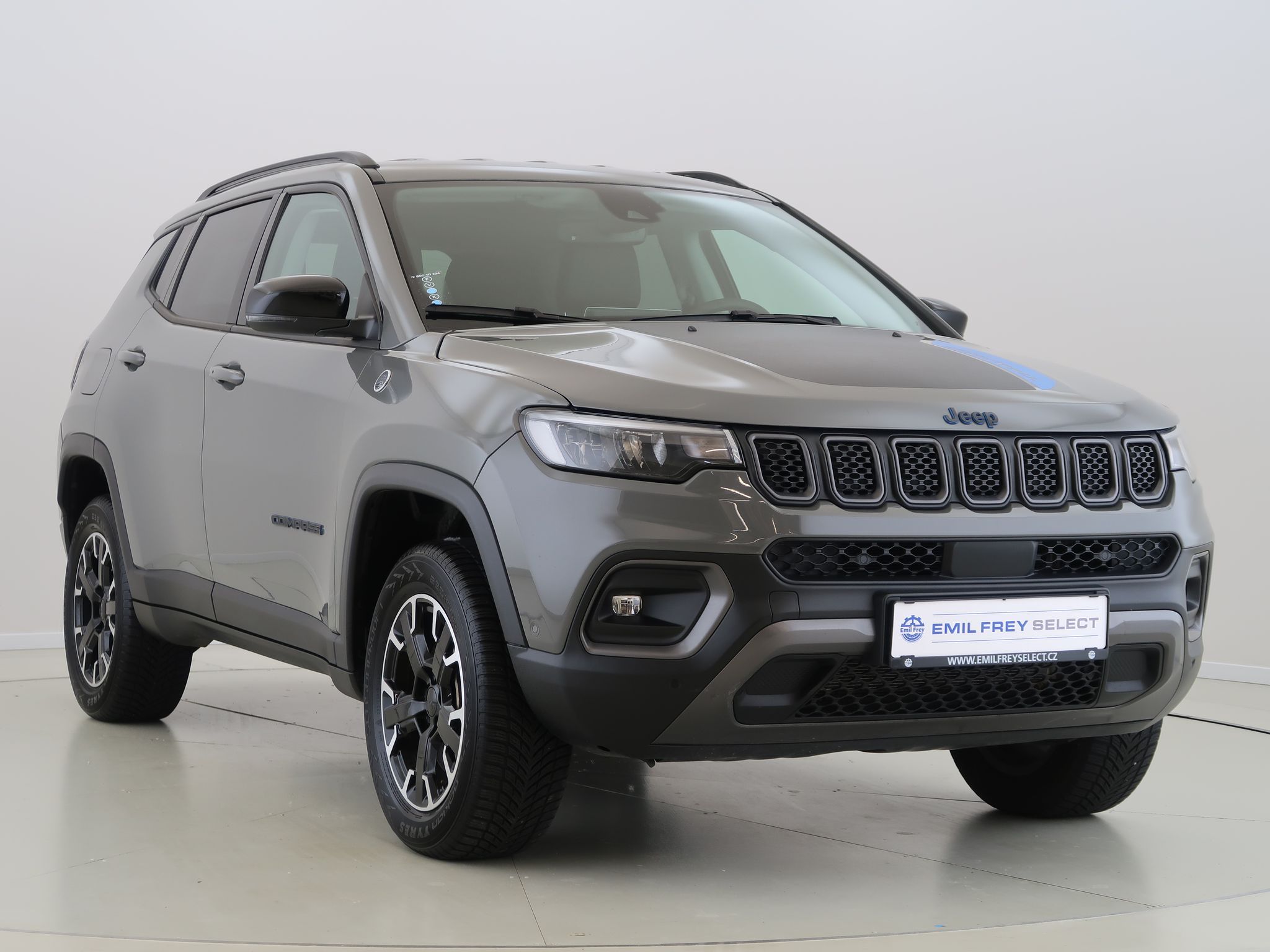 Jeep Compass, Plug-in,4x4,AT,132kW,TrailHawk - fotka 3
