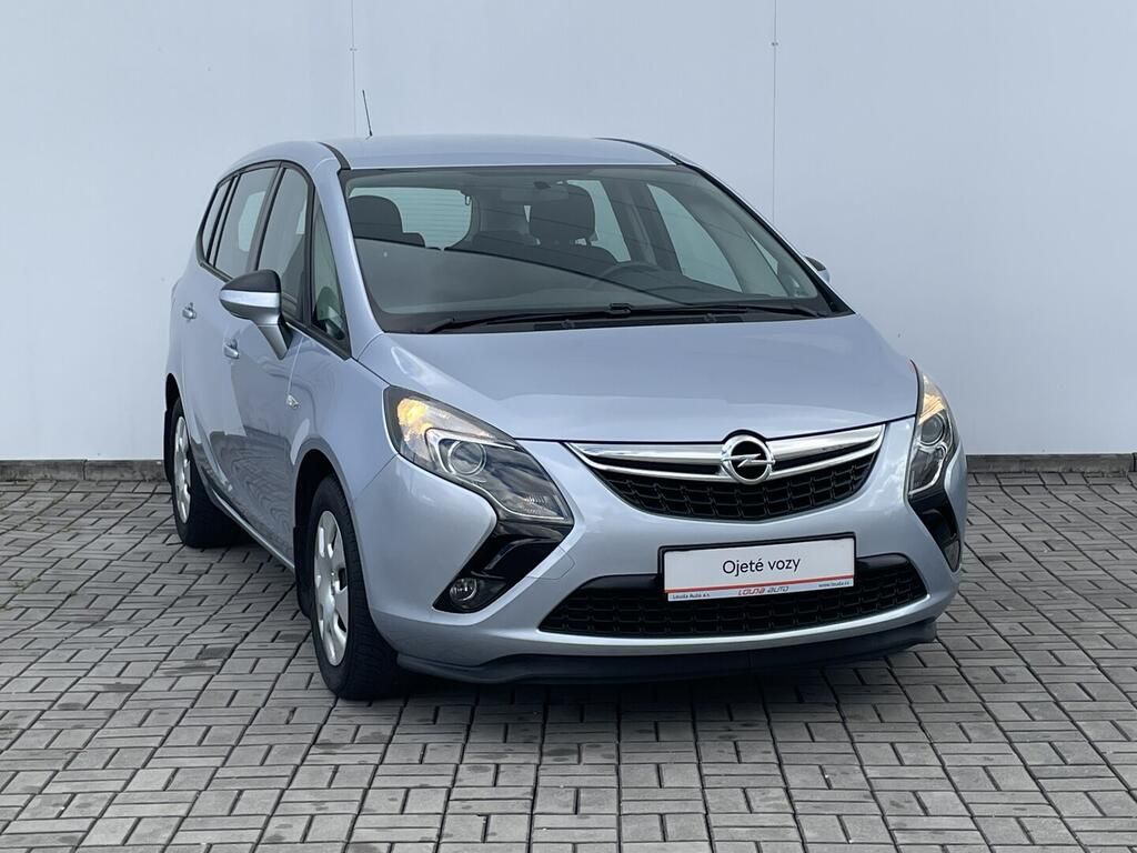 Opel Zafira, 1.4 103 kW - fotka 5