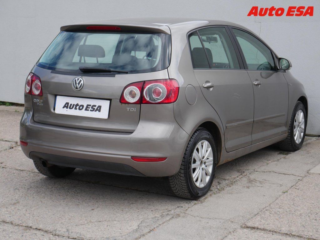 Volkswagen Golf Plus, 1.6 TDi,ČR,autoAC,temp - fotka 6
