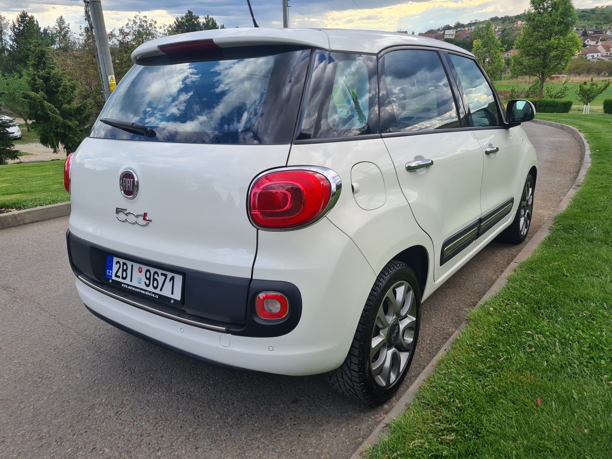 Fiat 500L, 1.3 JTD 62KW MAN PANO - fotka 4