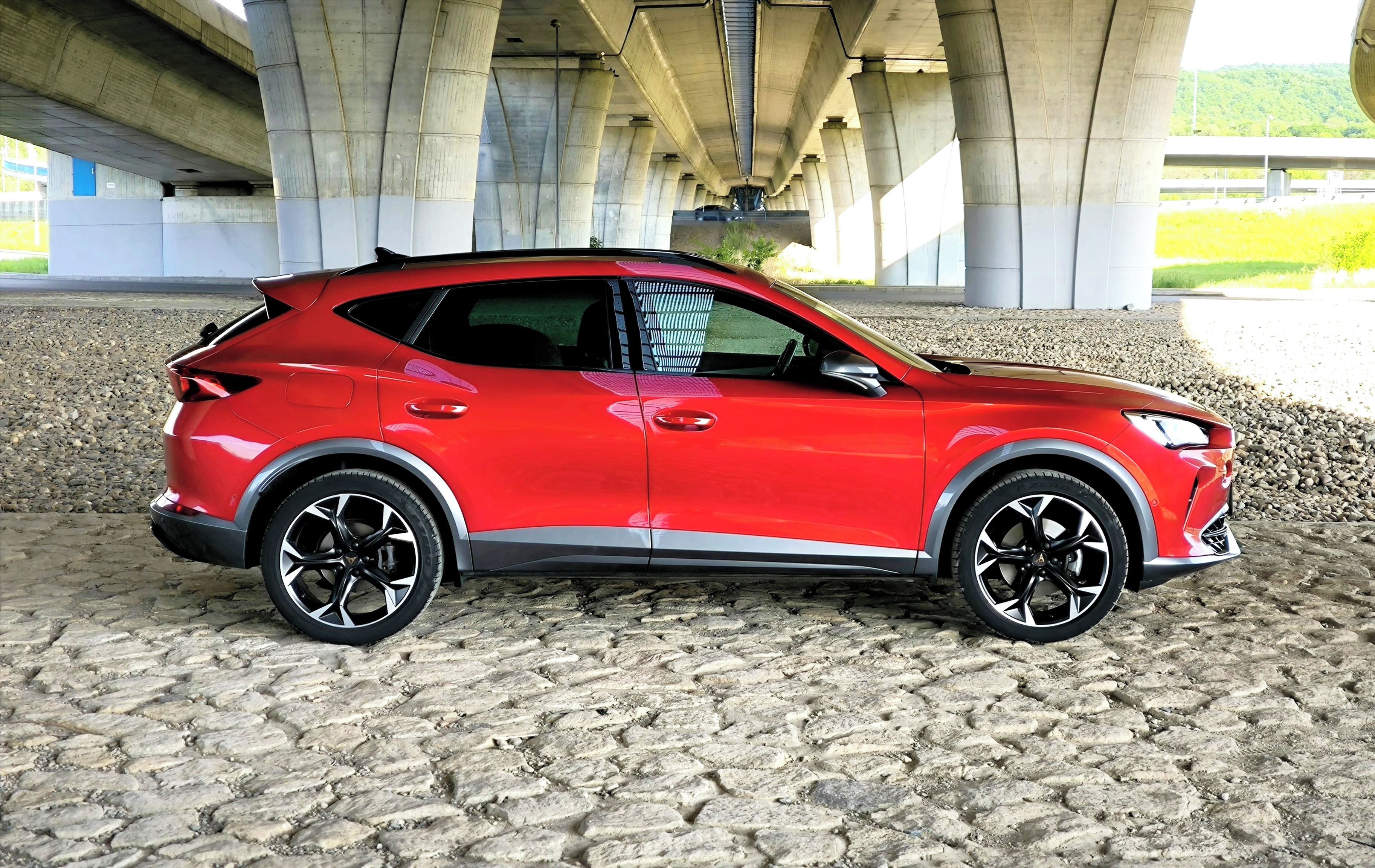 Cupra Formentor, 1.5 TSI 110kw DSG Odpočet DPH - fotka 6