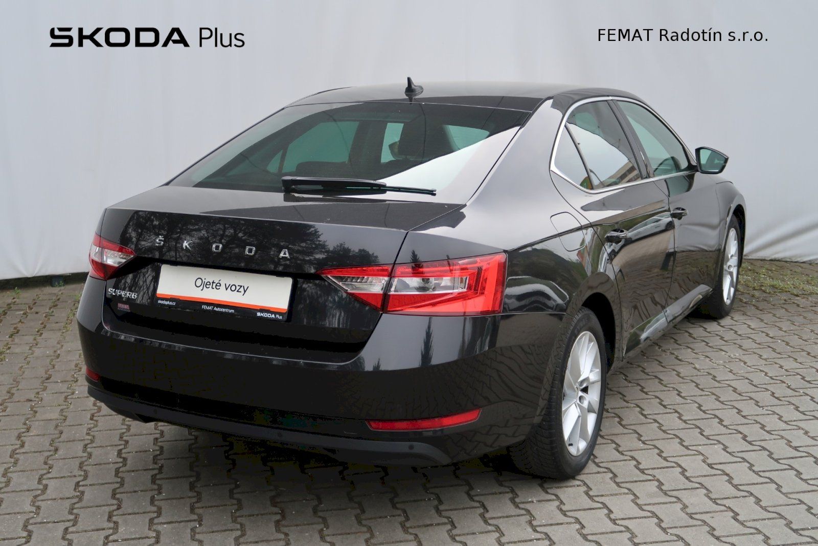 Škoda Superb, Ambition Plus 2.0 TDI 110 kW D - fotka 2