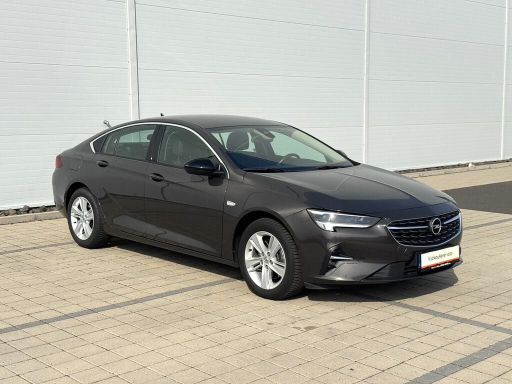 Opel Insignia, Elegance grand sport 2.0 cdti - fotka 3