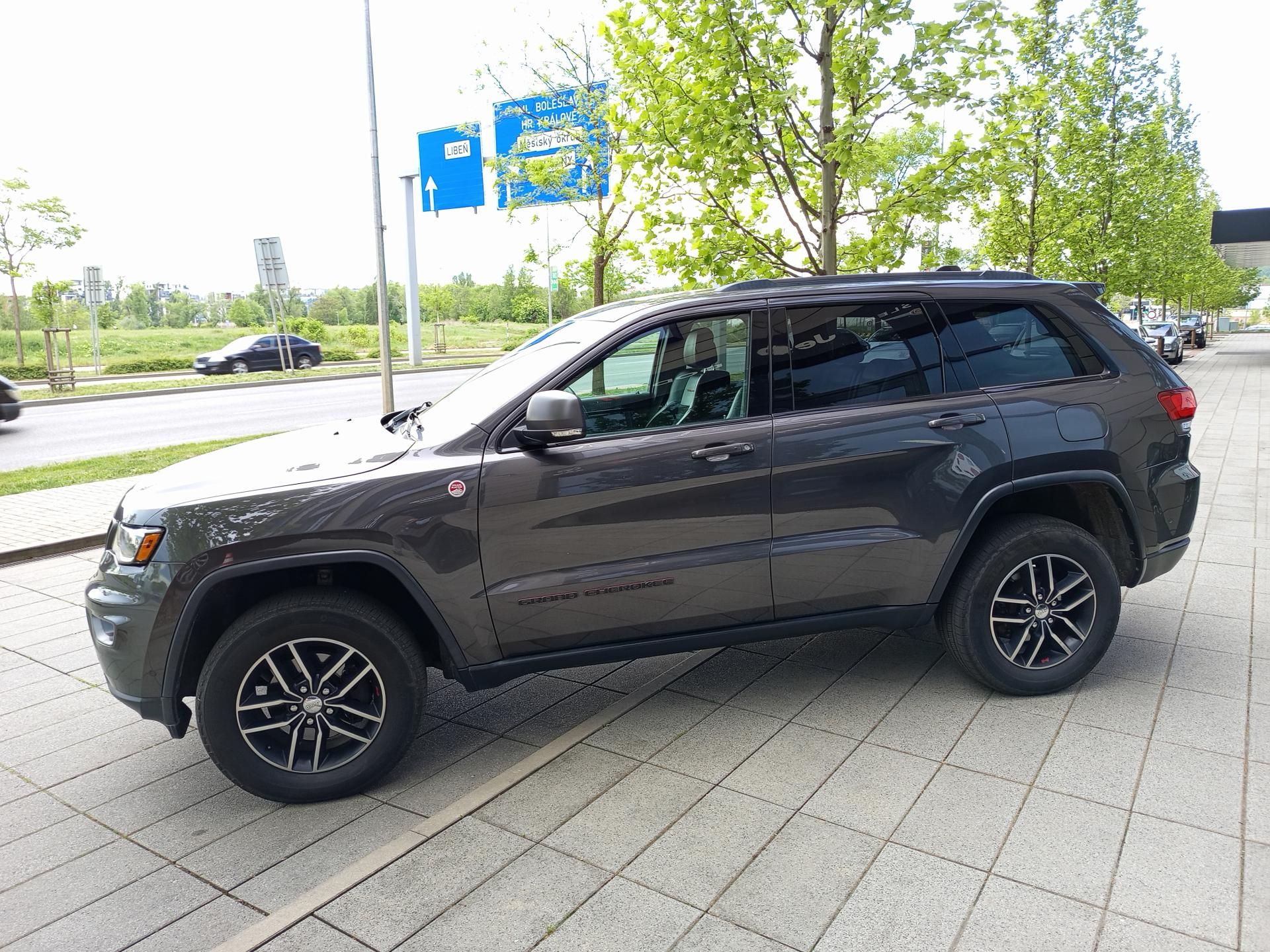 Jeep Grand Cherokee, Trailhawk AWD, TZ 2 800 kg - fotka 5