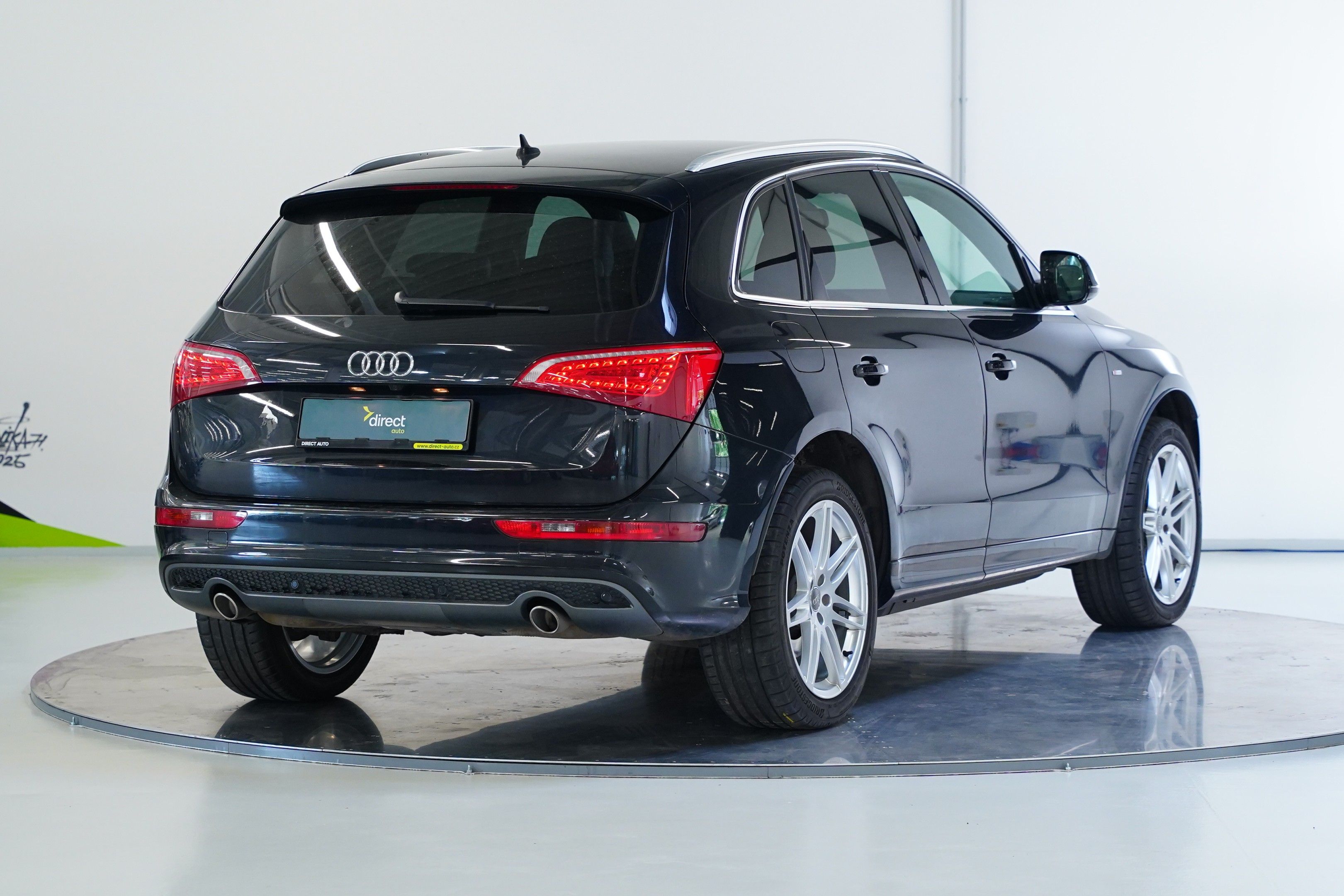 Audi Q5, 3.0 TDI V6 176 kW Quattro - fotka 2