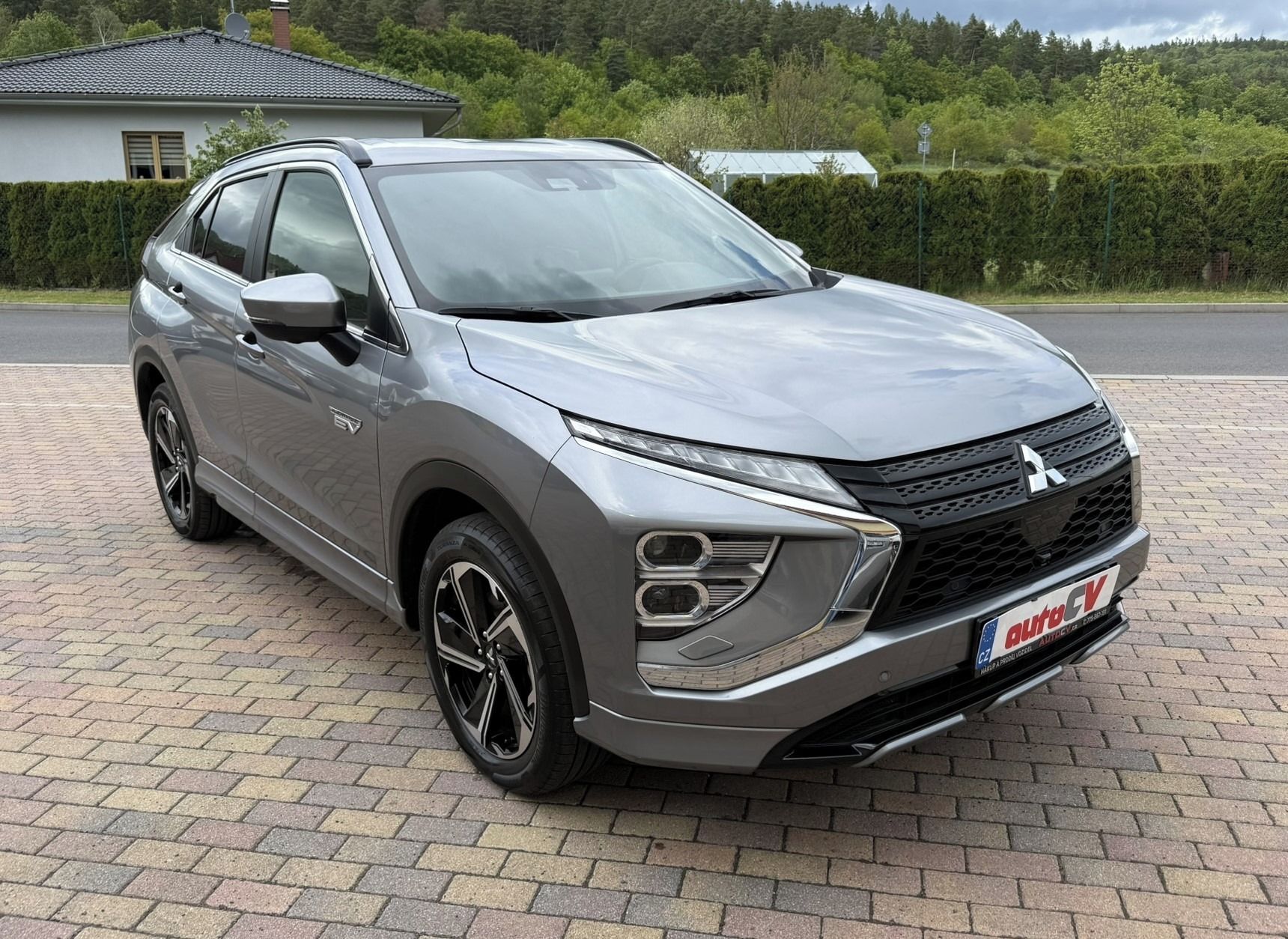 Mitsubishi Eclipse Cross, 2.4 PHEV 138kW 4x4 DPH - fotka 5