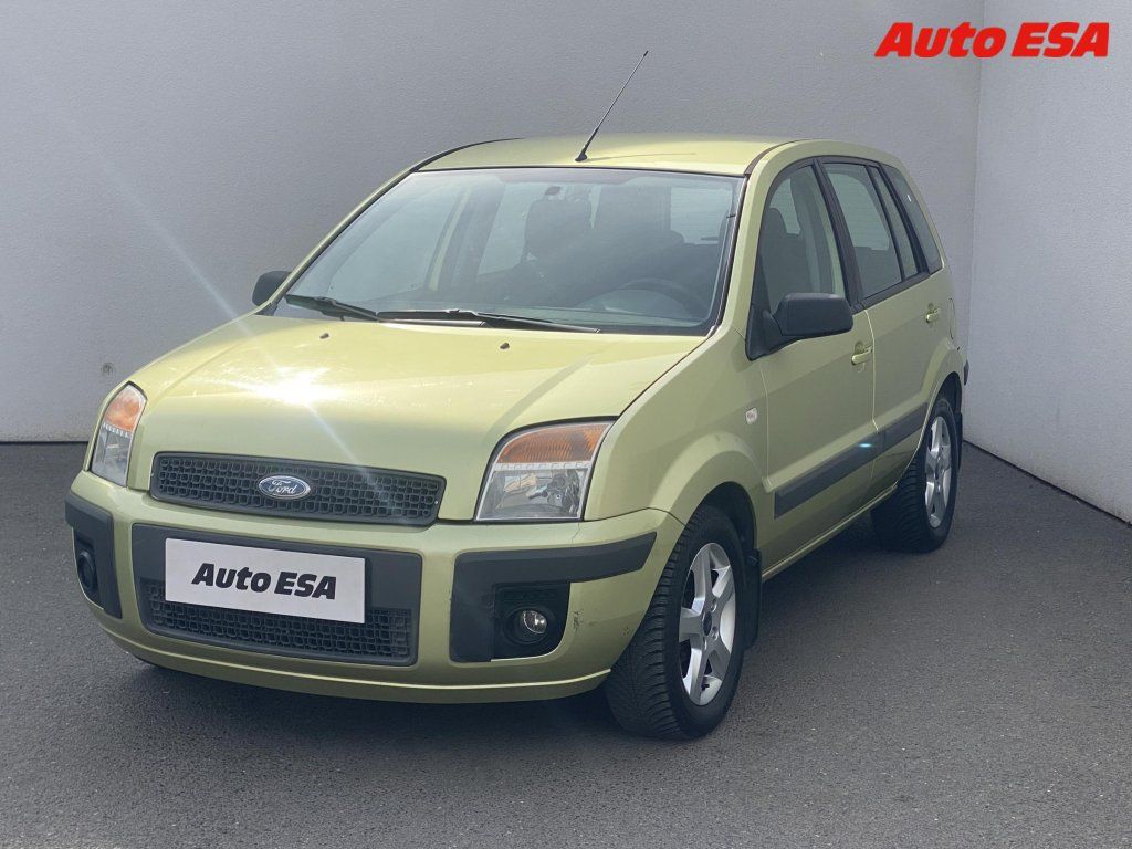 Ford Fusion, 1.4i,ČR - fotka 3