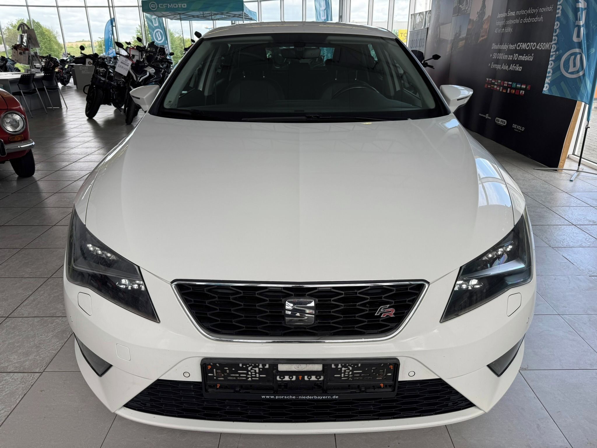 Seat Leon, FR 1.8 132 kW - fotka 2