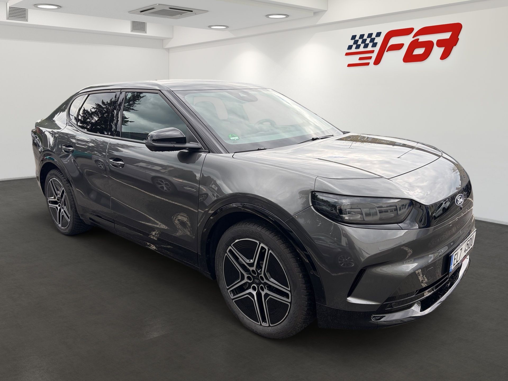 Ford Capri, CZ PREMIUM AWD TOP VÝBAVA ZÁRU - fotka 2