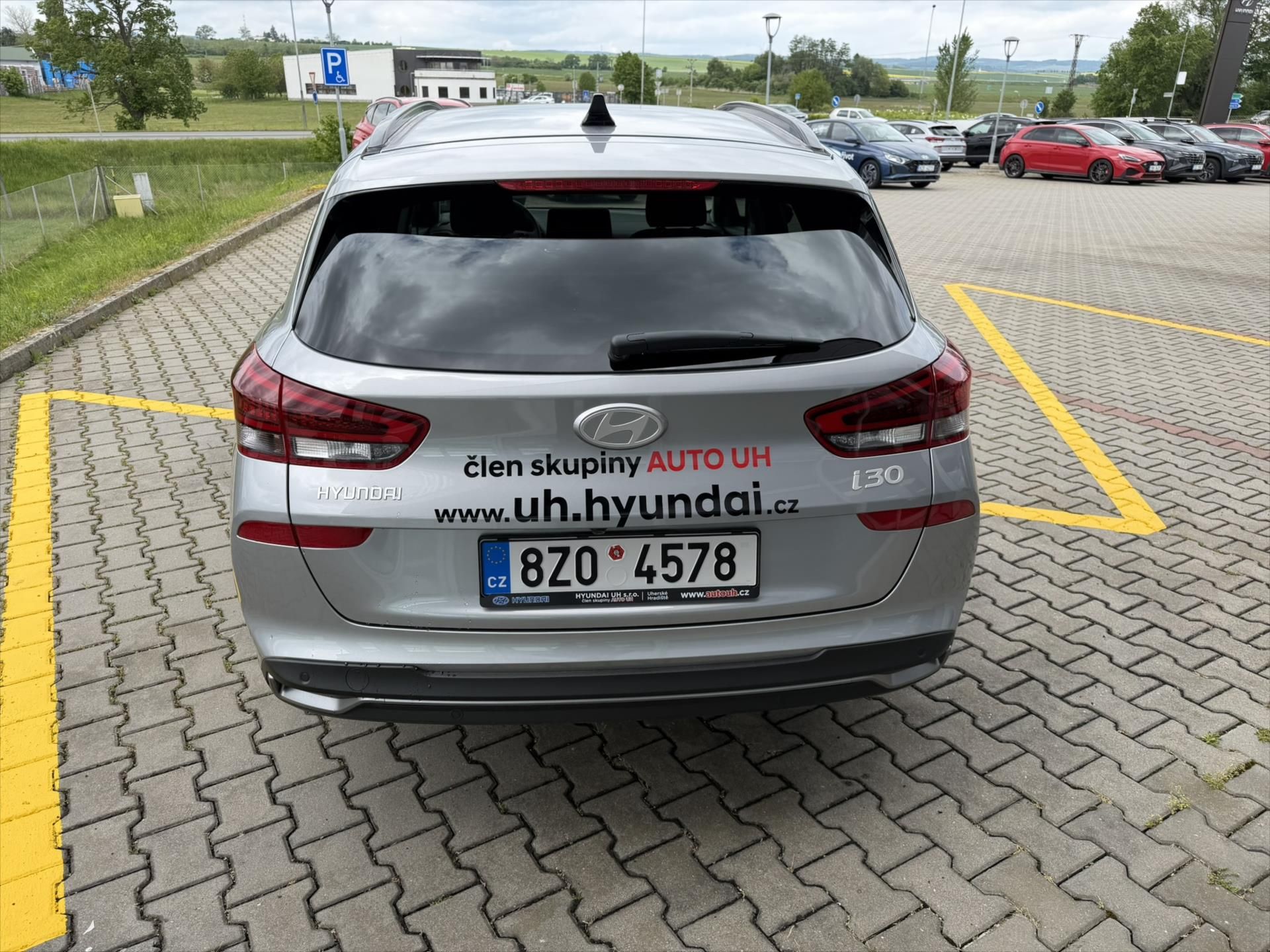 Hyundai i30, 1,6 T-GDI MHEV 7st. DCT  STYLE - fotka 4