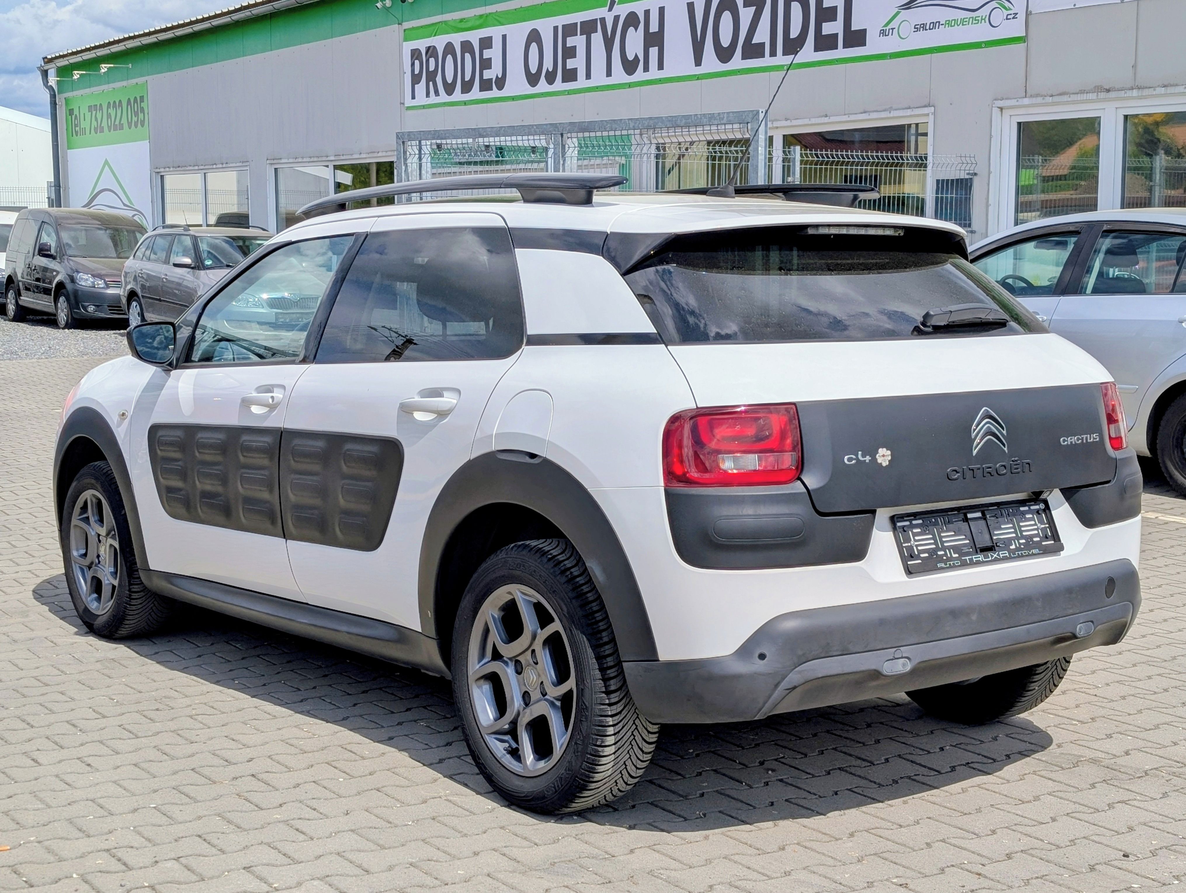 Citroën C4 Cactus, 1.2i 60kW AUTOMAT 84TKM KAMERA - fotka 4