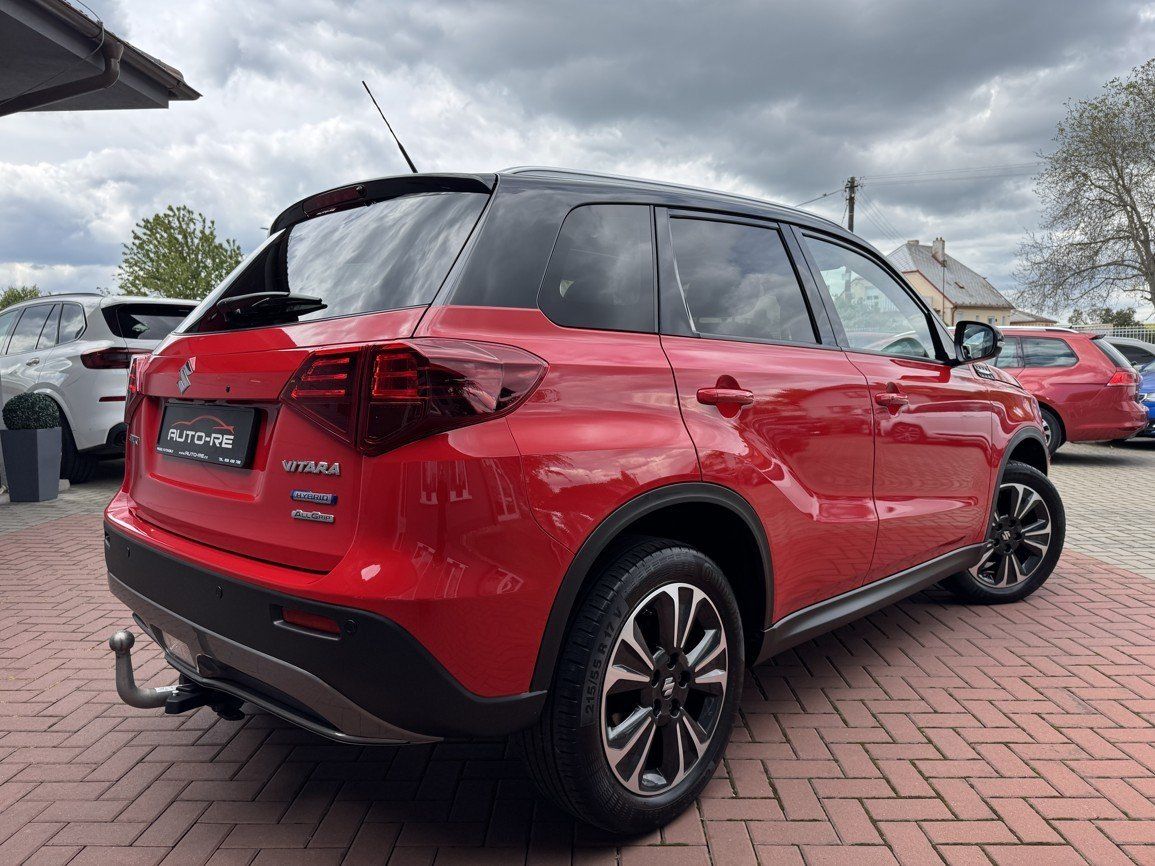 Suzuki Vitara, 1.4i AllGrip Automat Tažné Z. - fotka 2
