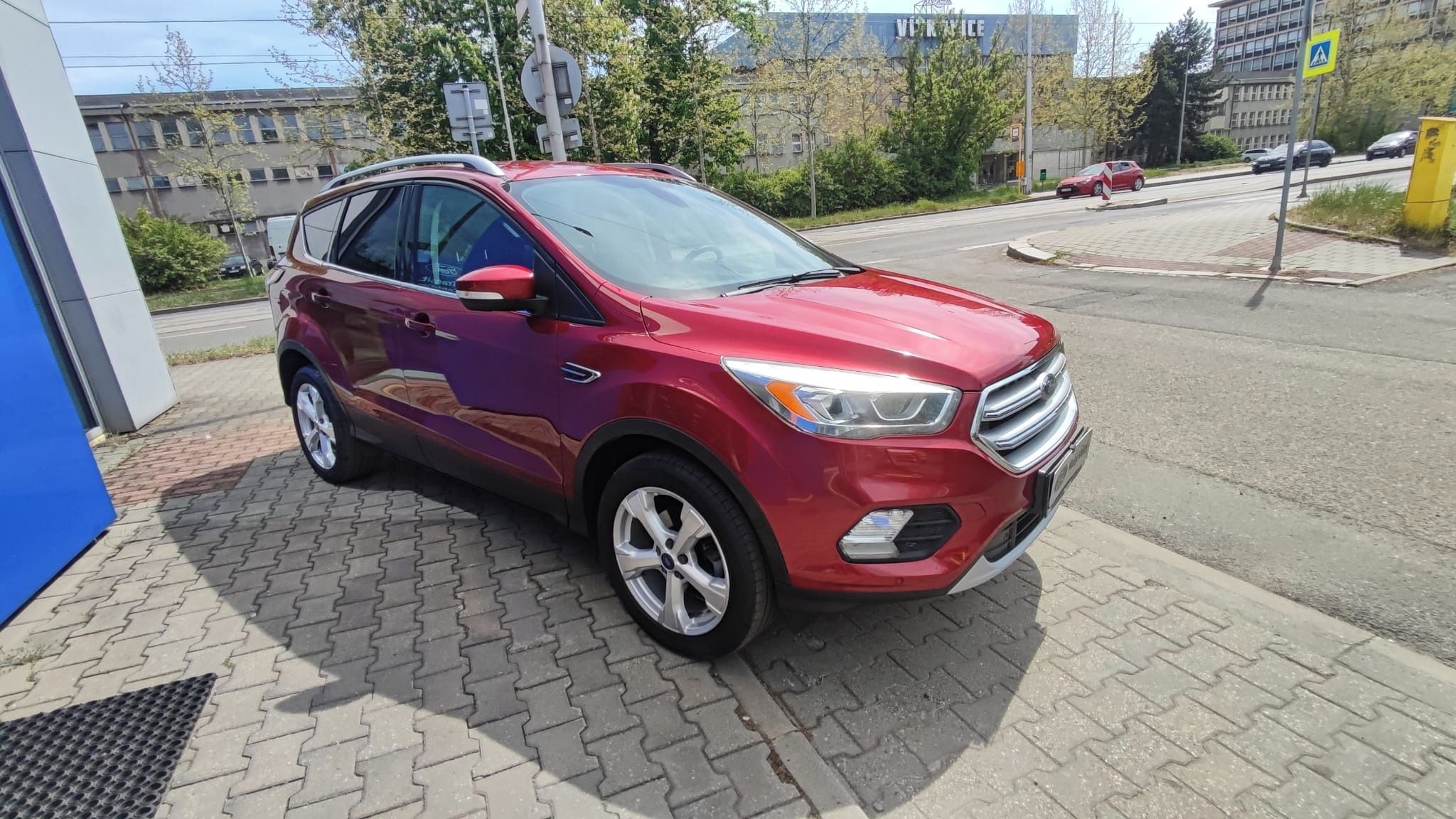 Ford Kuga, 1,5 EcoBoost 110kw CZ (2017) - fotka 3