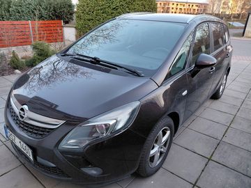 Opel Zafira, 1.4 Turbo, 7 míst