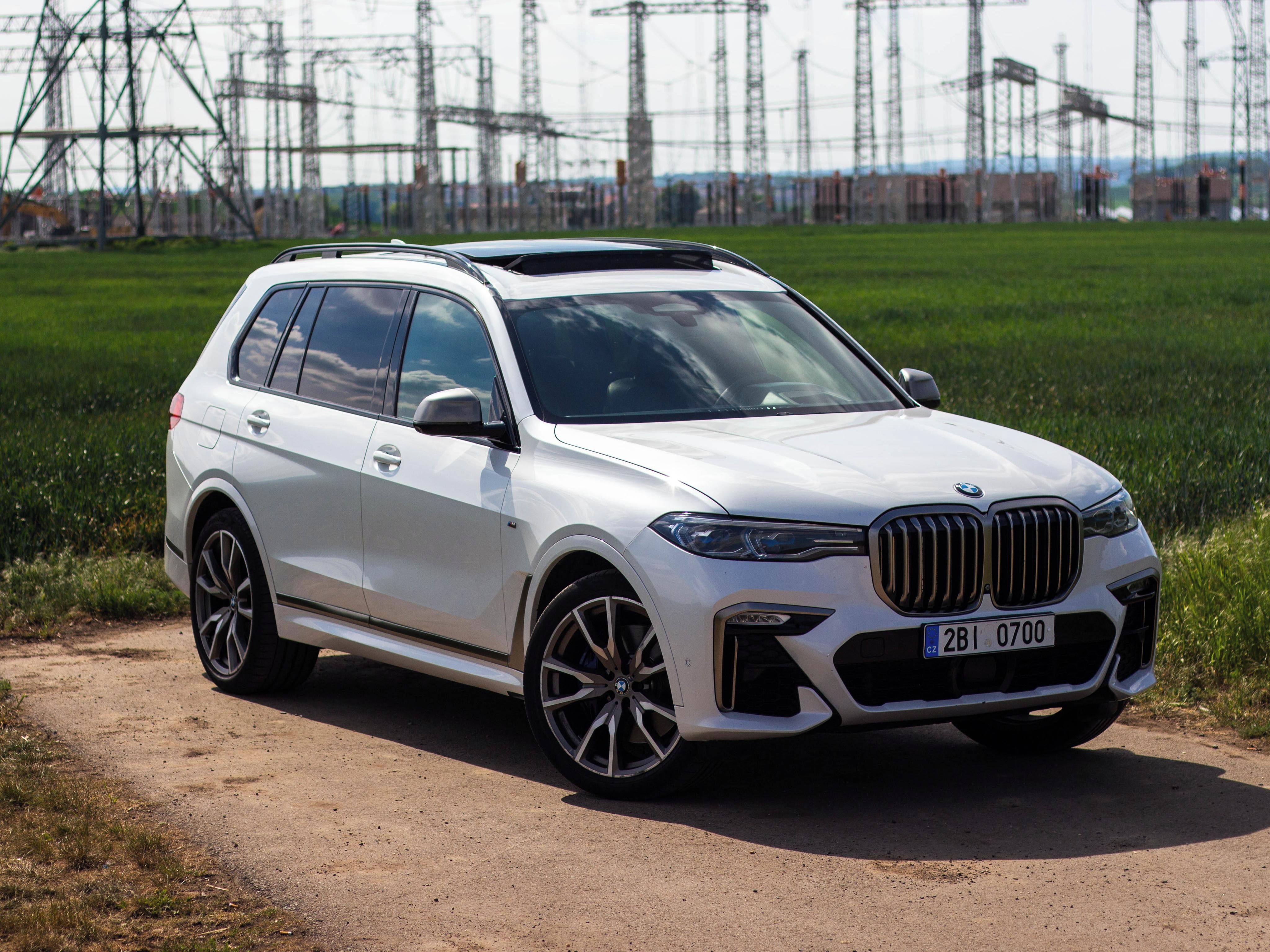 BMW X7