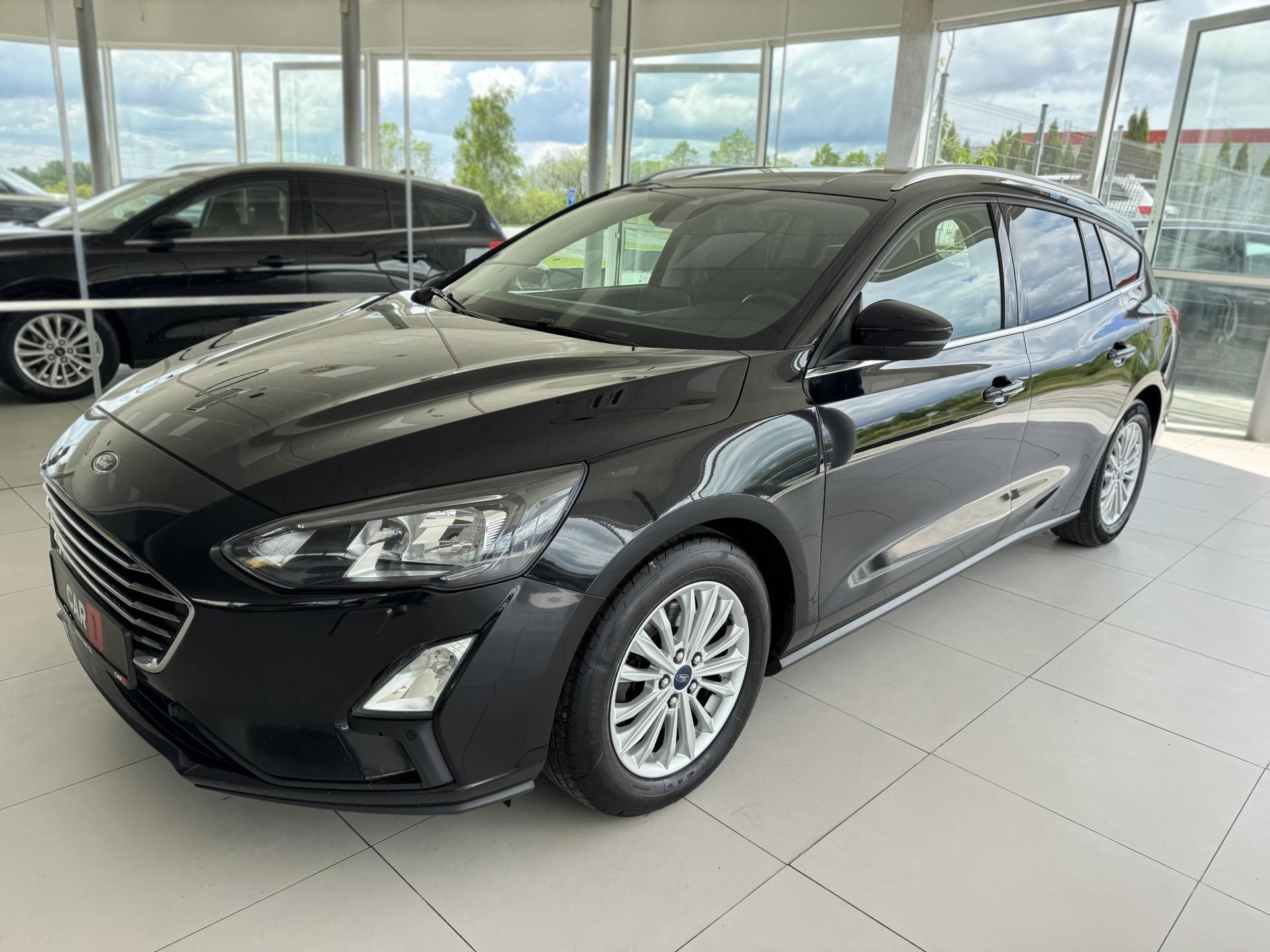 Ford Focus, 1,5EB*88kW*AUT*Titanium*Kamera - fotka 2