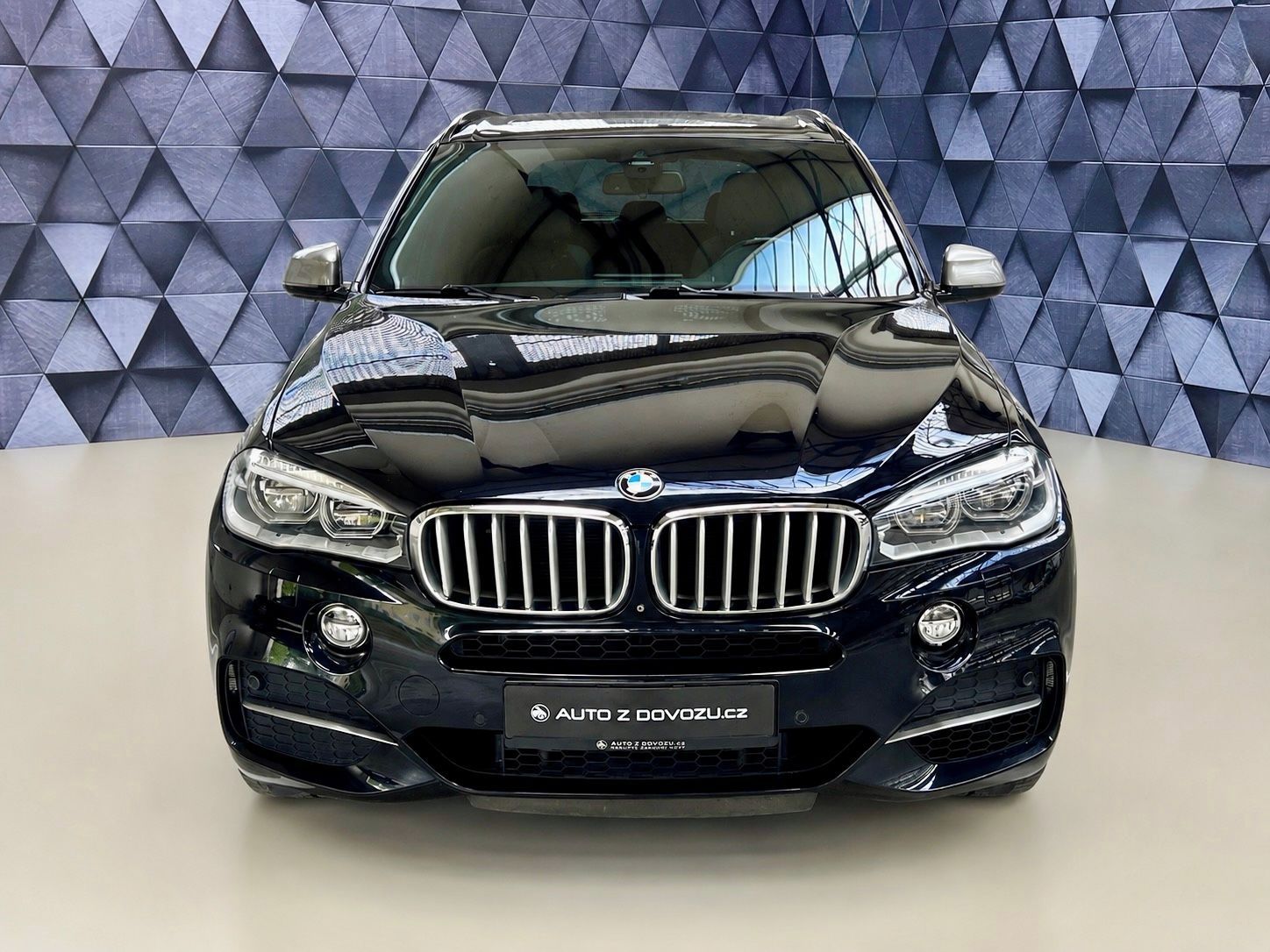 BMW X5, M50d xDrive M-SPORT, EL. TAŽNÉ - fotka 3