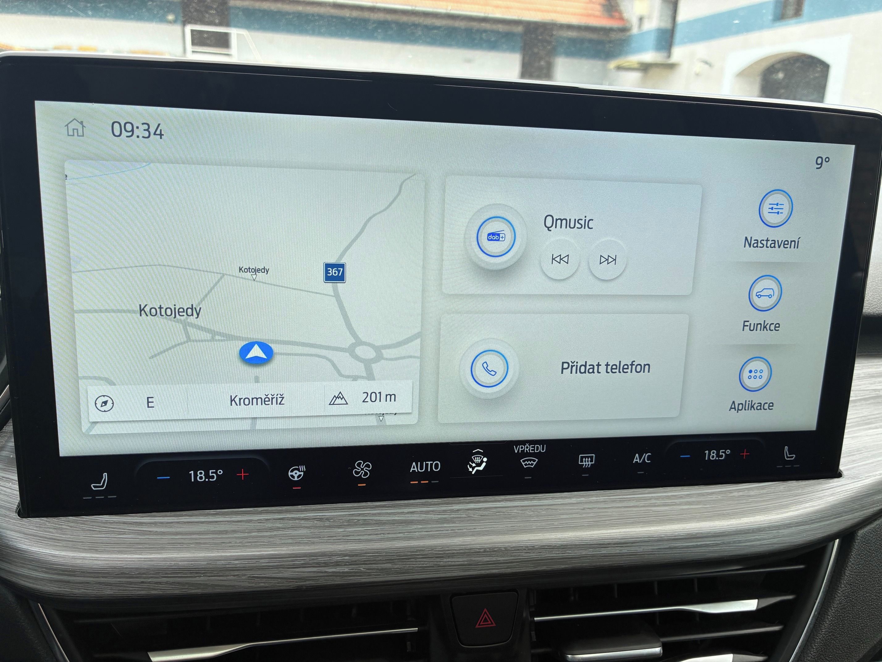 Ford Kuga, Active 4x4 Panorama - fotka 3
