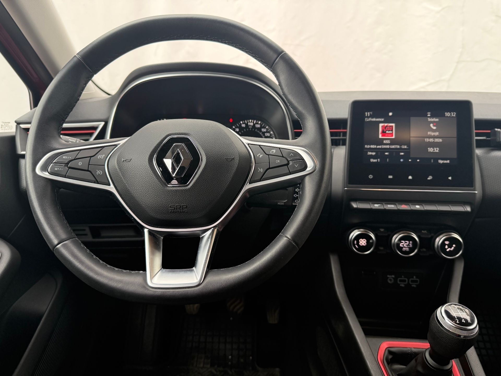Renault Clio, 1.0 TCe 74 kW Intens - fotka 5