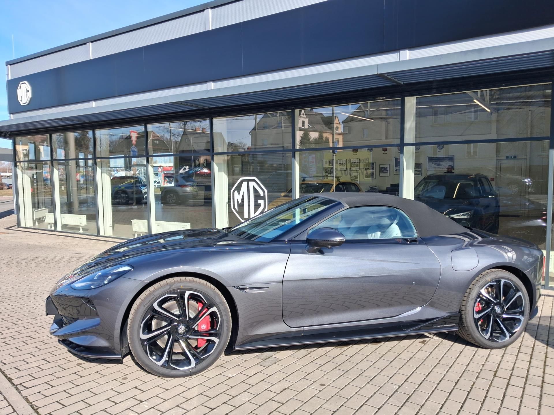 MG Cyberster, GT EV 77kWh 375kW 4x4 - fotka 2