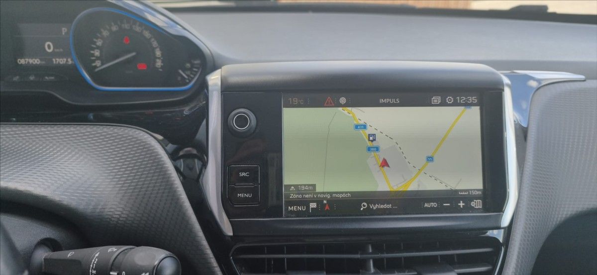 Peugeot 2008, 1,2 PT EAT6 CROSSWAY - fotka 6