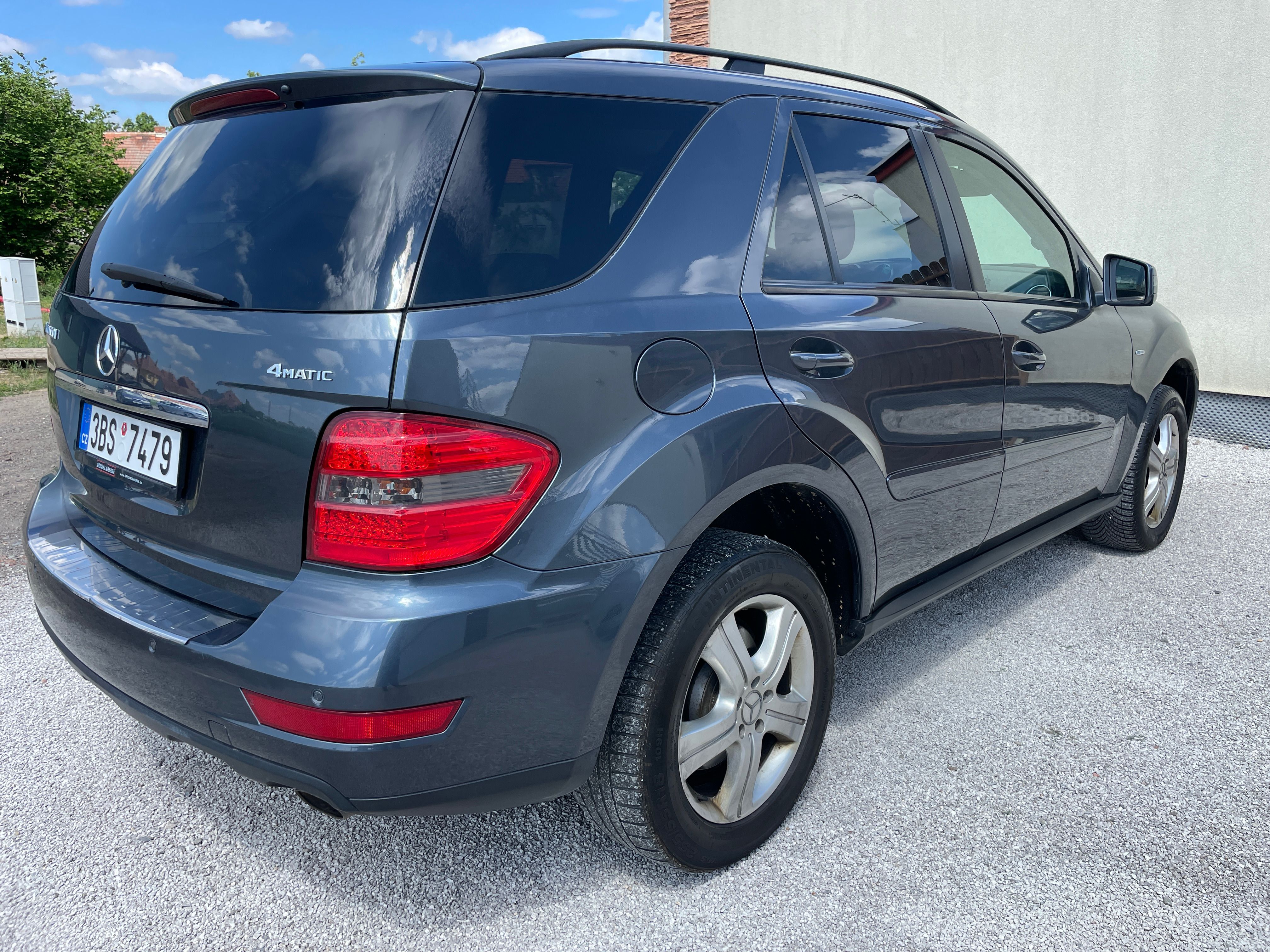 Mercedes-Benz ML, 300 CDI 4Matic BlueEfficiency - fotka 5
