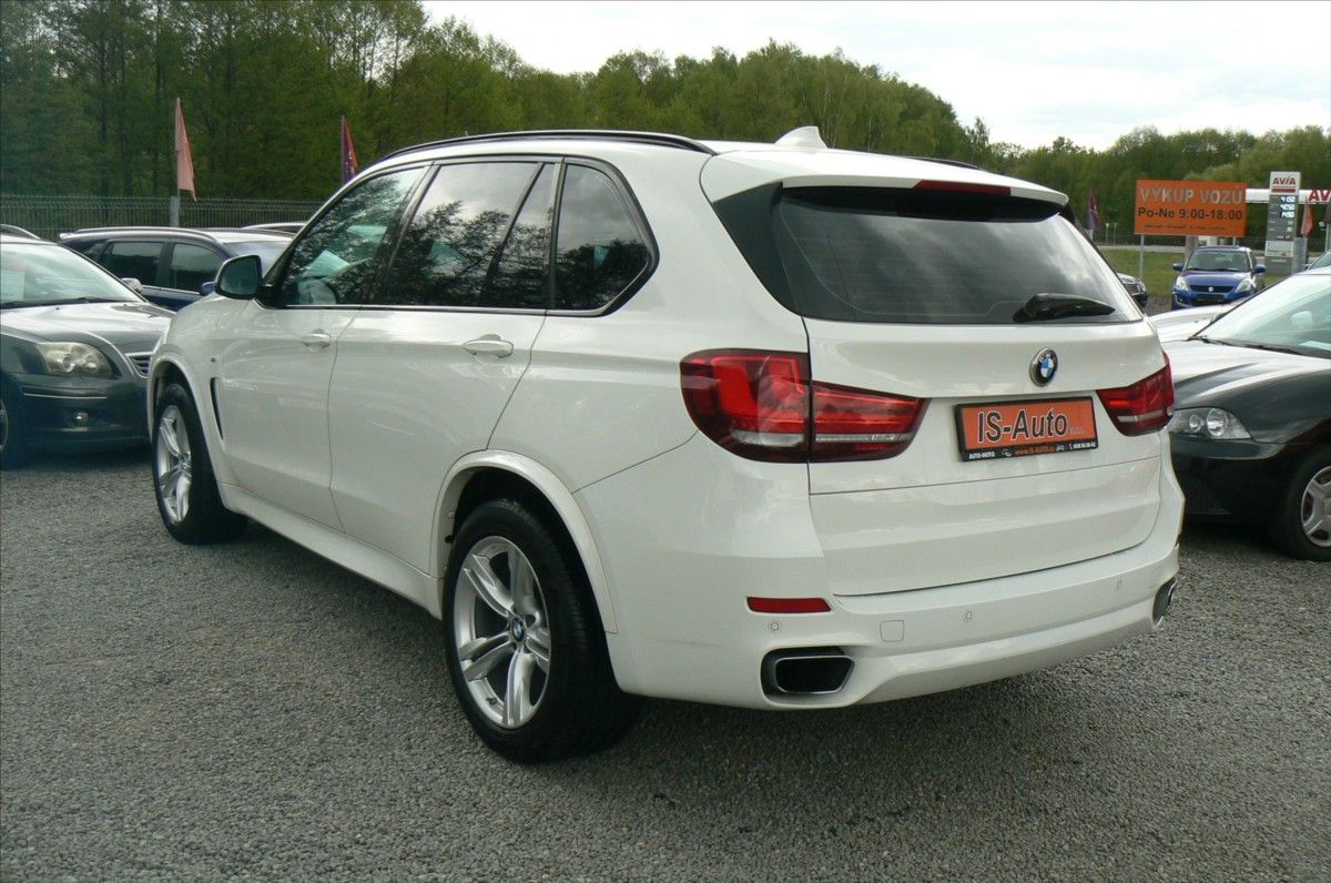 BMW X5, 2,0 X DRIVE 25D - fotka 4