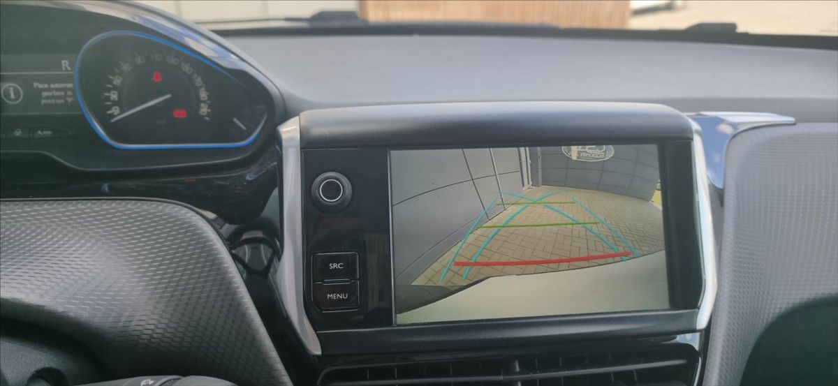 Peugeot 2008, 1,2 PT EAT6 CROSSWAY - fotka 5