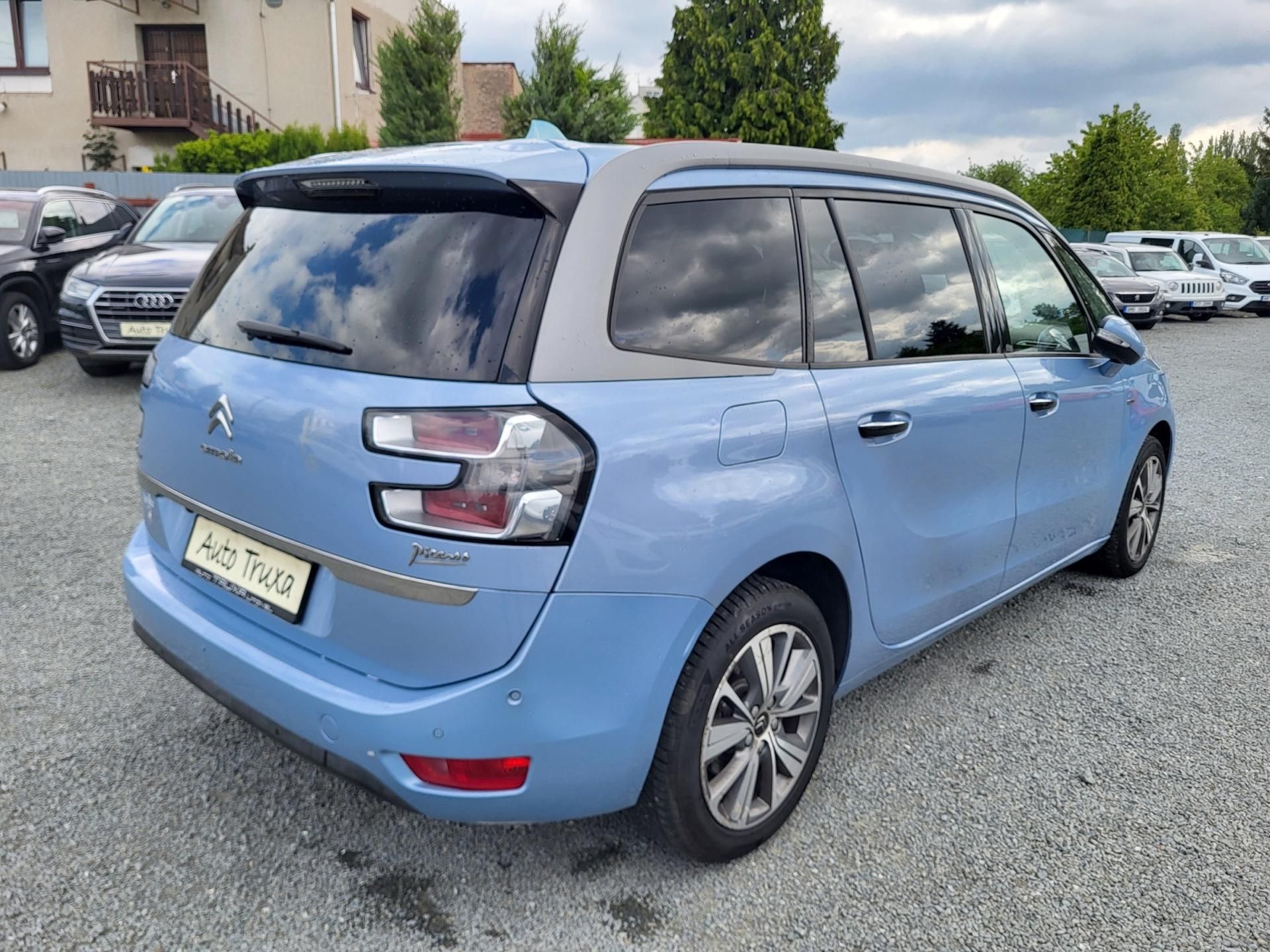 Citroën Grand C4 Picasso, 2.0 eHDi autom EXCLUSIVE 7míst - fotka 4